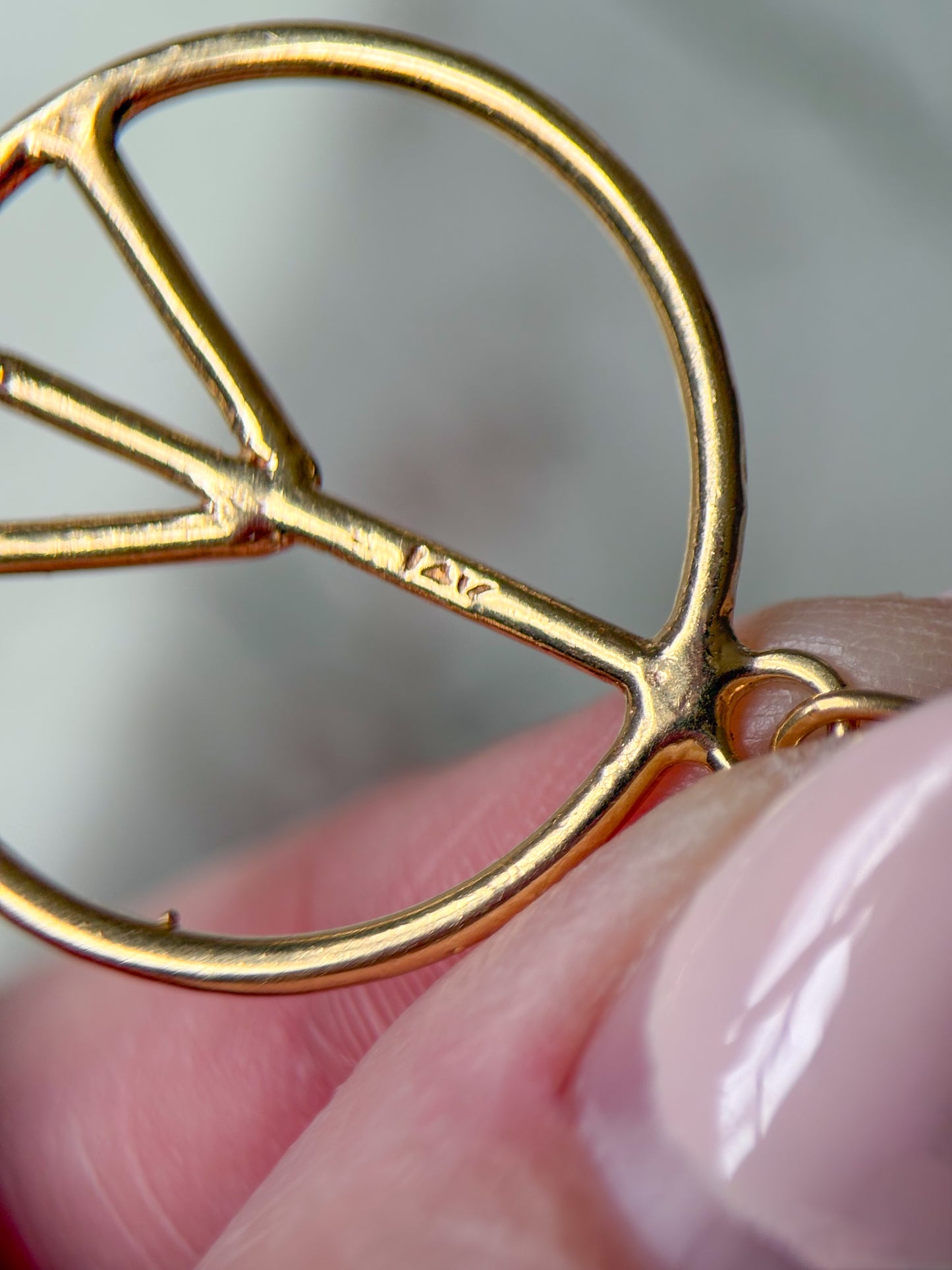 Vintage Peace Sign 14k Yellow Gold Charm