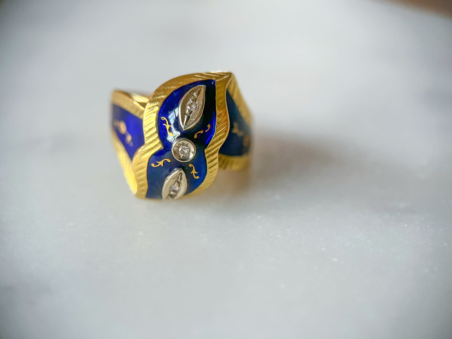 Vintage Enamel and Natural Diamond 18k Yellow Gold Italian Ring
