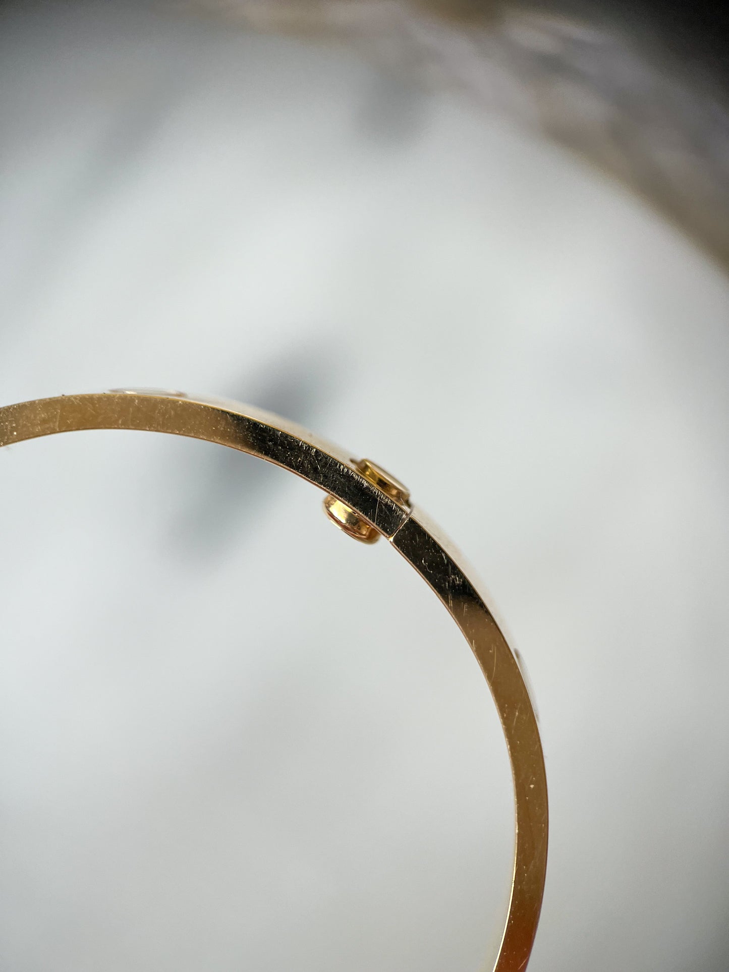 Size 17 18k Yellow Gold Solid Screw Bangle
