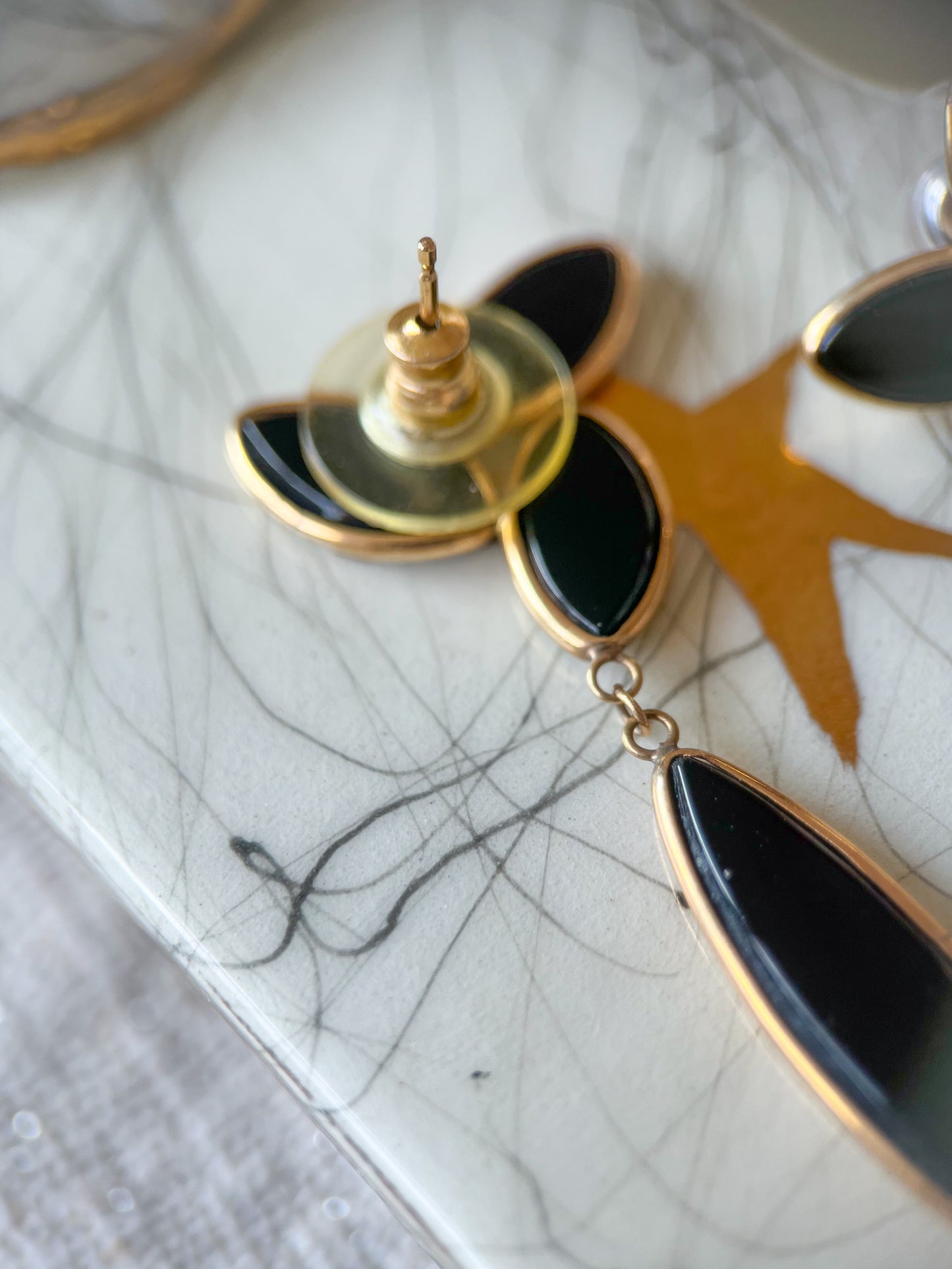 Vintage Onyx Drop 14k Yellow Gold Stud Earrings