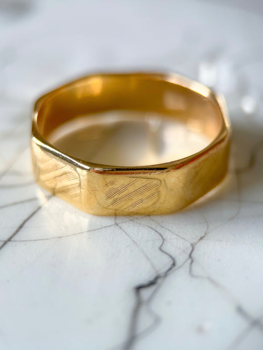 Vintage 14k Yellow Gold Etched Band