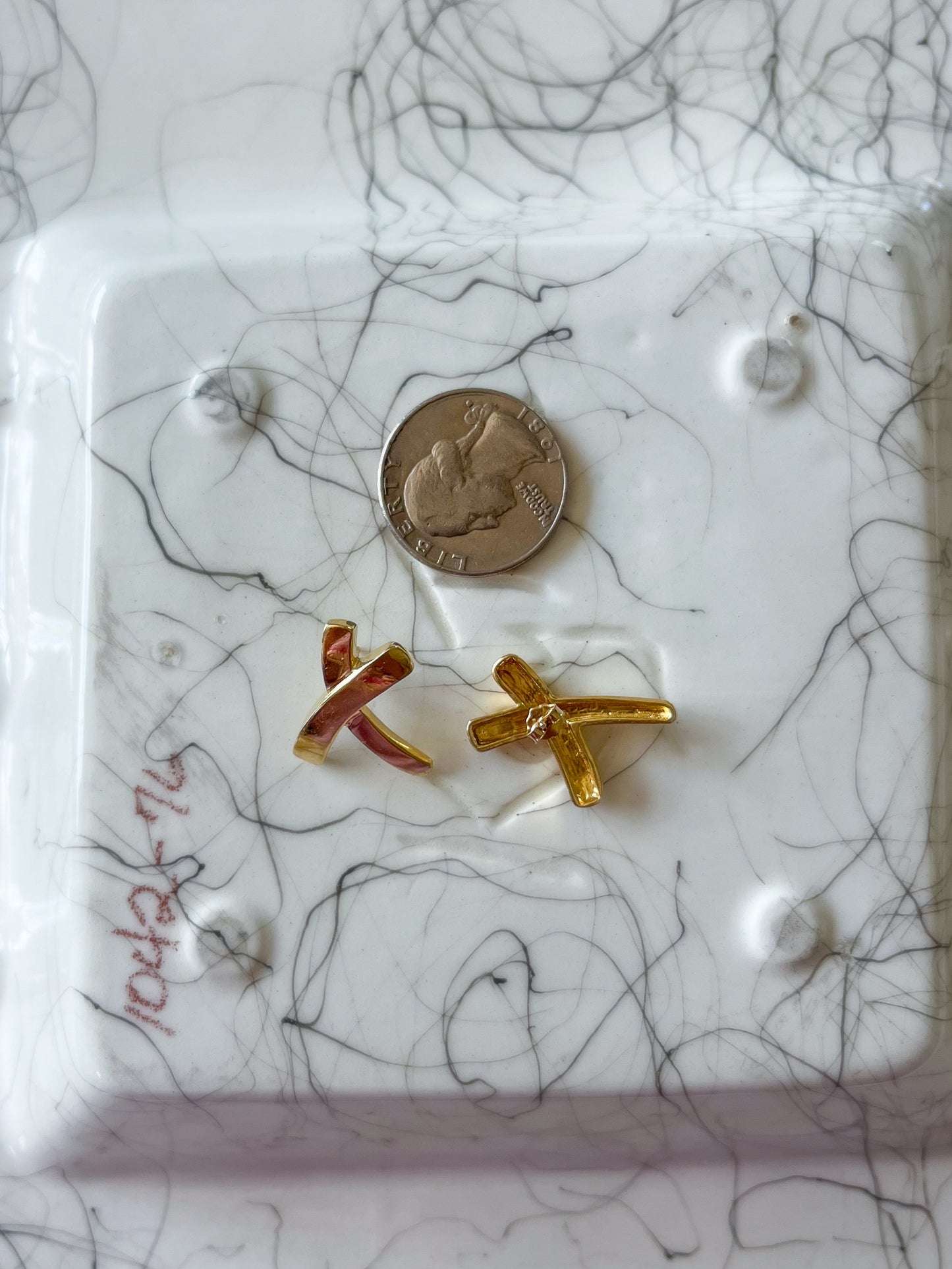 Vintage X Shaped 14k Yellow Gold Stud Earrings