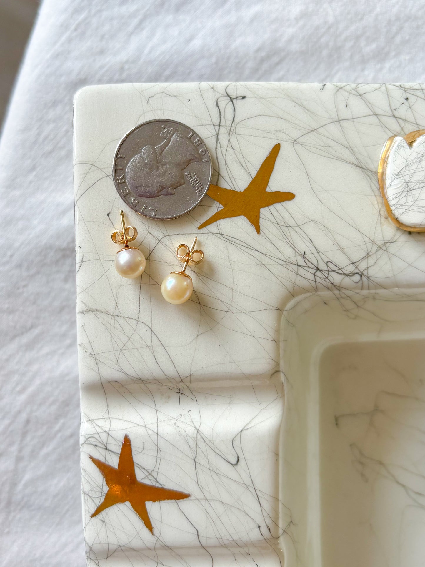 Vintage Pearl Stud 14k Yellow Gold Earrings