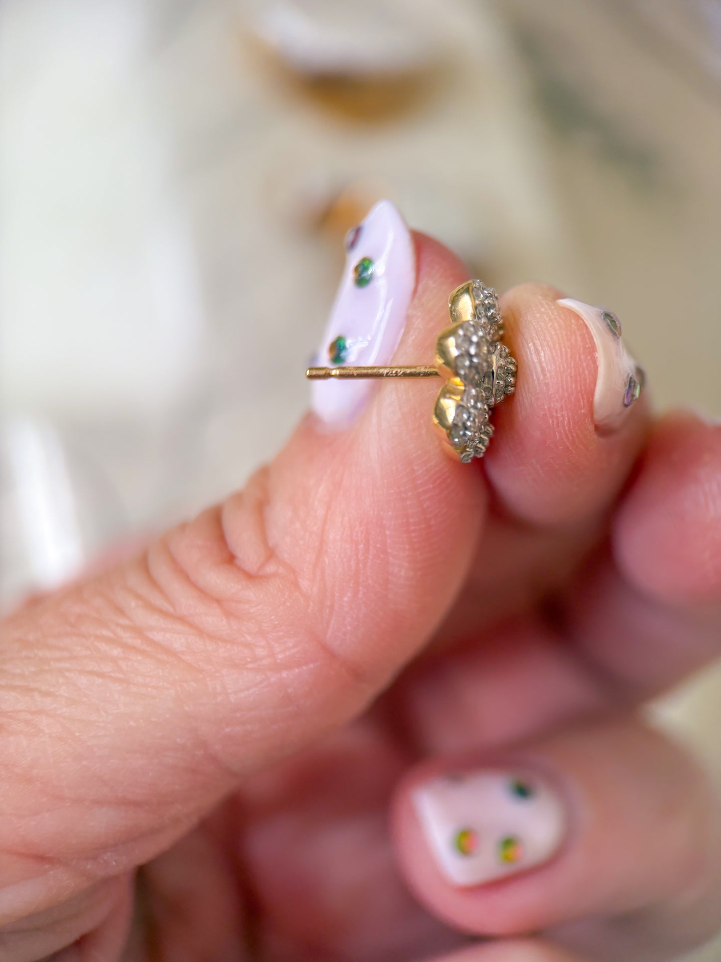 Vintage Natural Diamond Flower 14k Yellow Gold Stud Earrings
