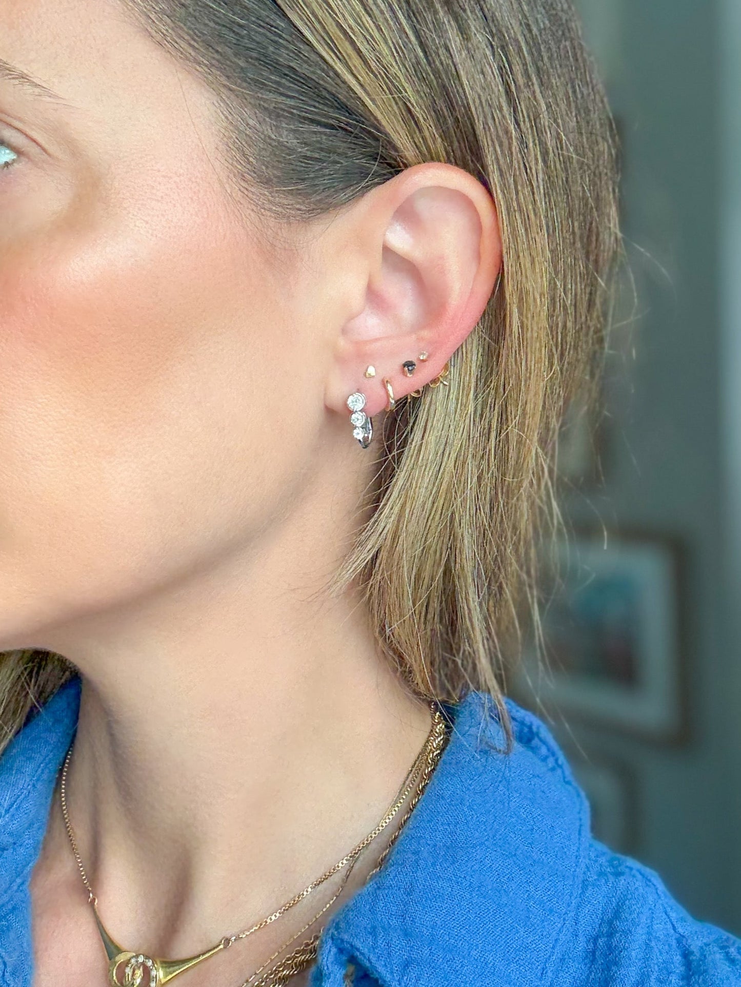 18k White Gold 3 Natural Diamond Drop Earrings