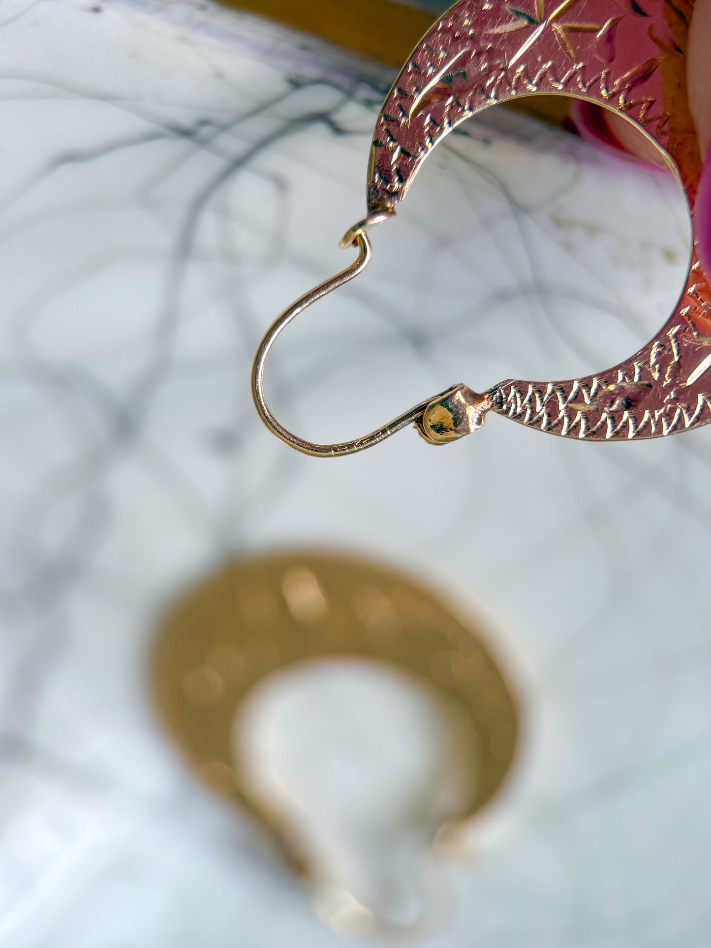 Vintage Flat Etched Bag Hoop 14k Yellow Gold Earrings