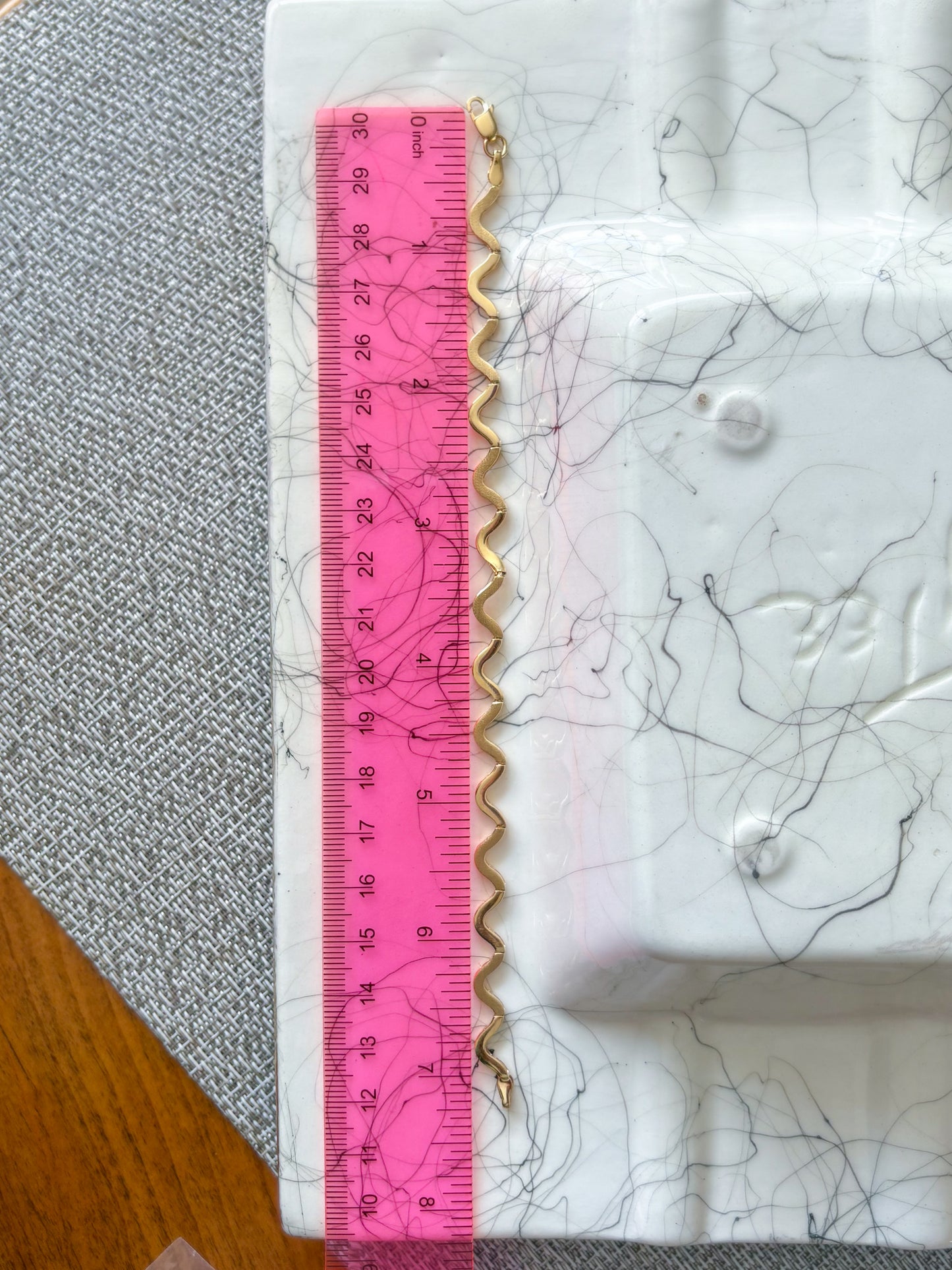 Vintage Wavy 14k Yellow Gold Shiny and Matte 7.5 Inch Bracelet