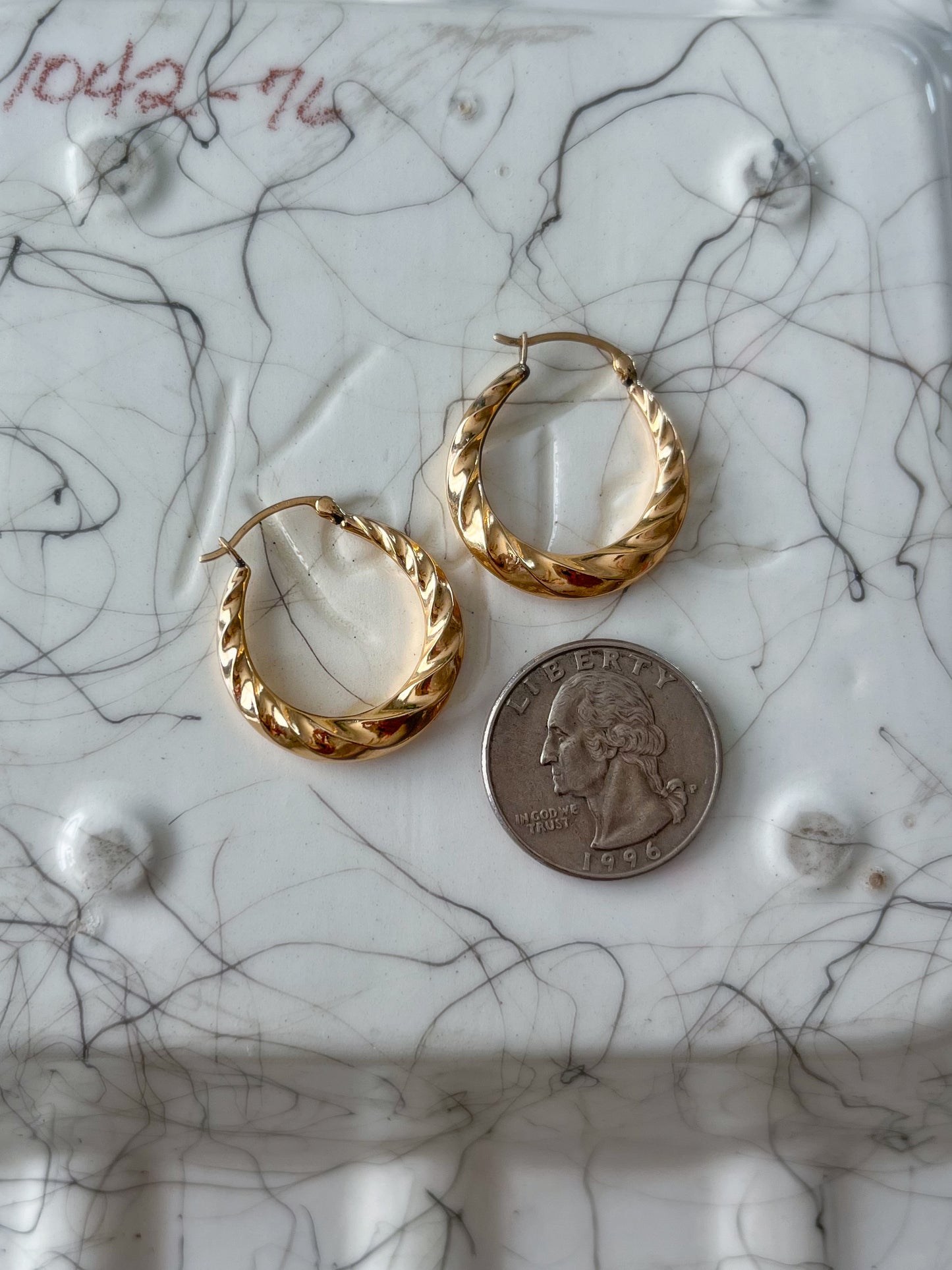 Vintage Twist 10k Yellow Gold Hoop Earrings