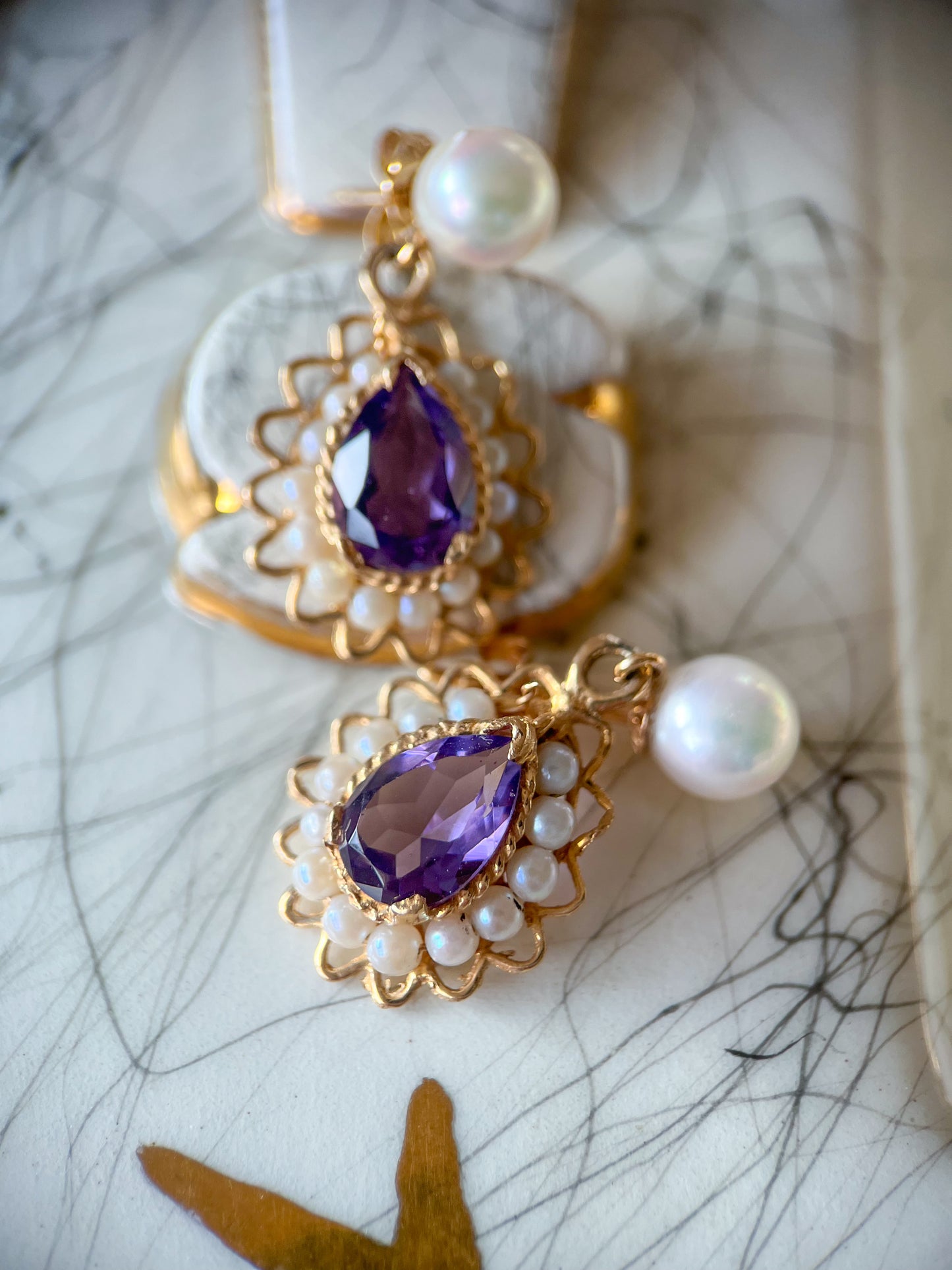 Vintage Natural Amethyst and Natural Pearl 14k Yellow Gold Stud Drop Earrings