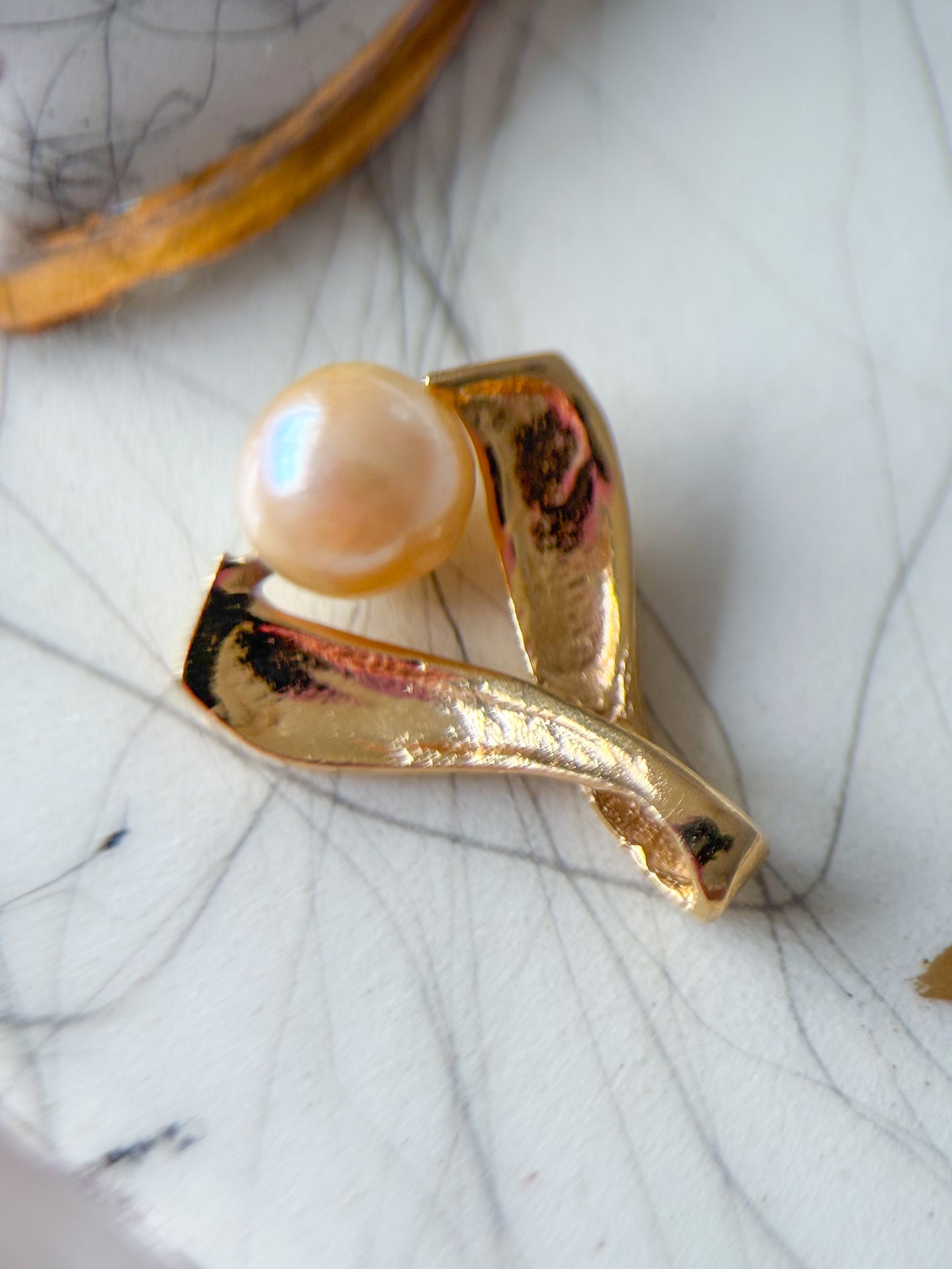 Vintage Florentine Pearl 14k Yellow Gold Charm