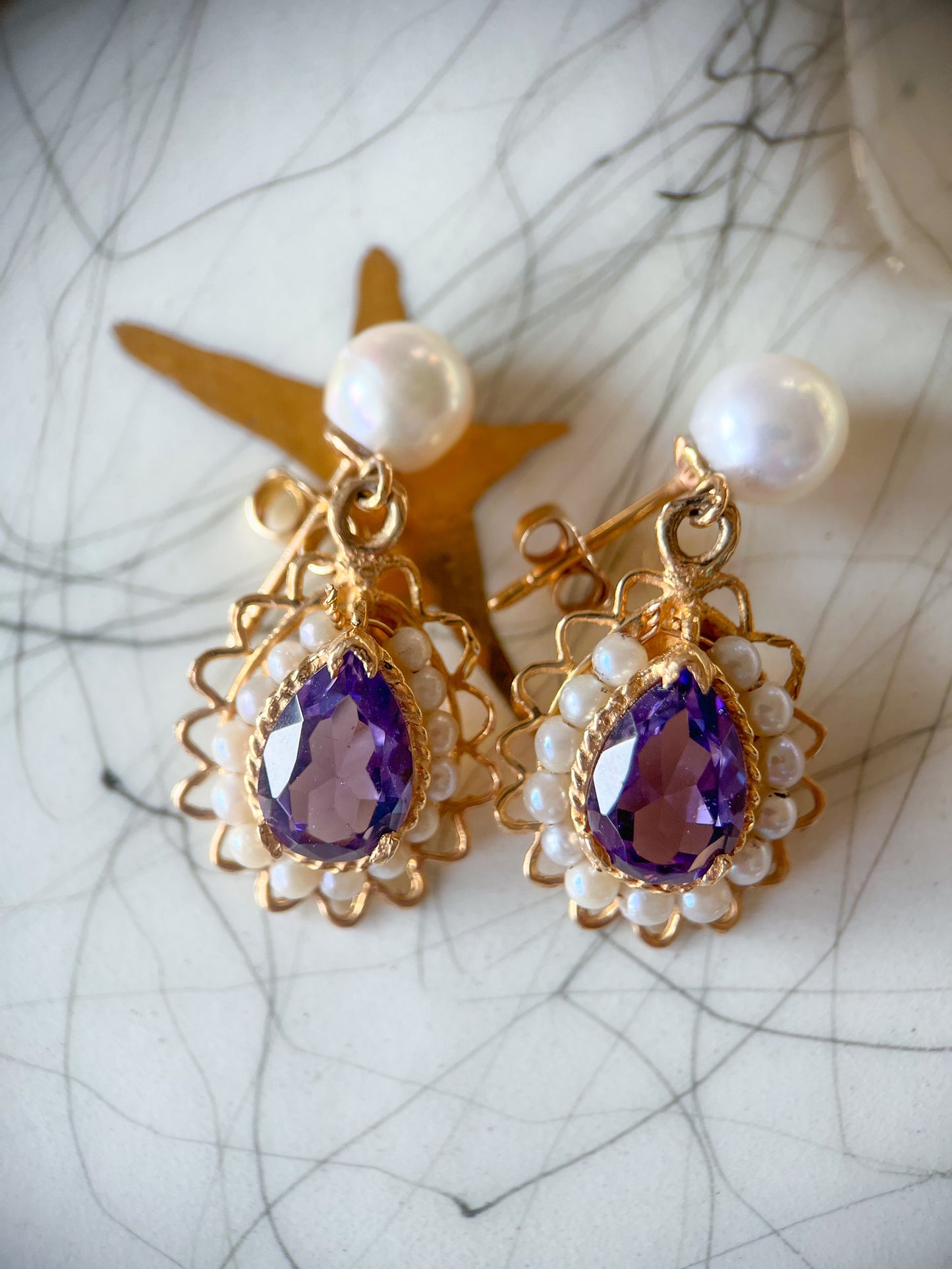 Vintage Natural Amethyst and Natural Pearl 14k Yellow Gold Stud Drop Earrings