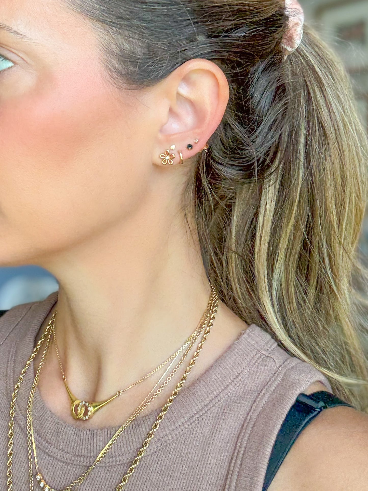 Natural Diamond Flower 14k Yellow Gold Stud Earrings