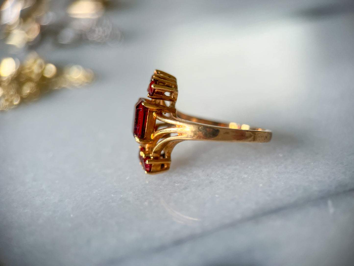 Vintage Garnet 14k Yellow Gold Ring