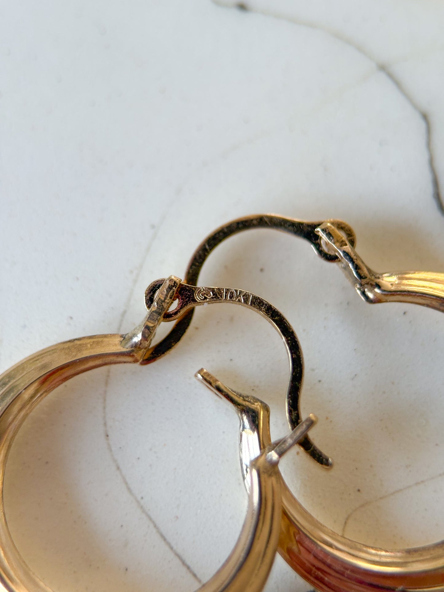 Vintage Layered 10k Yellow Gold Small Hoop Earrings