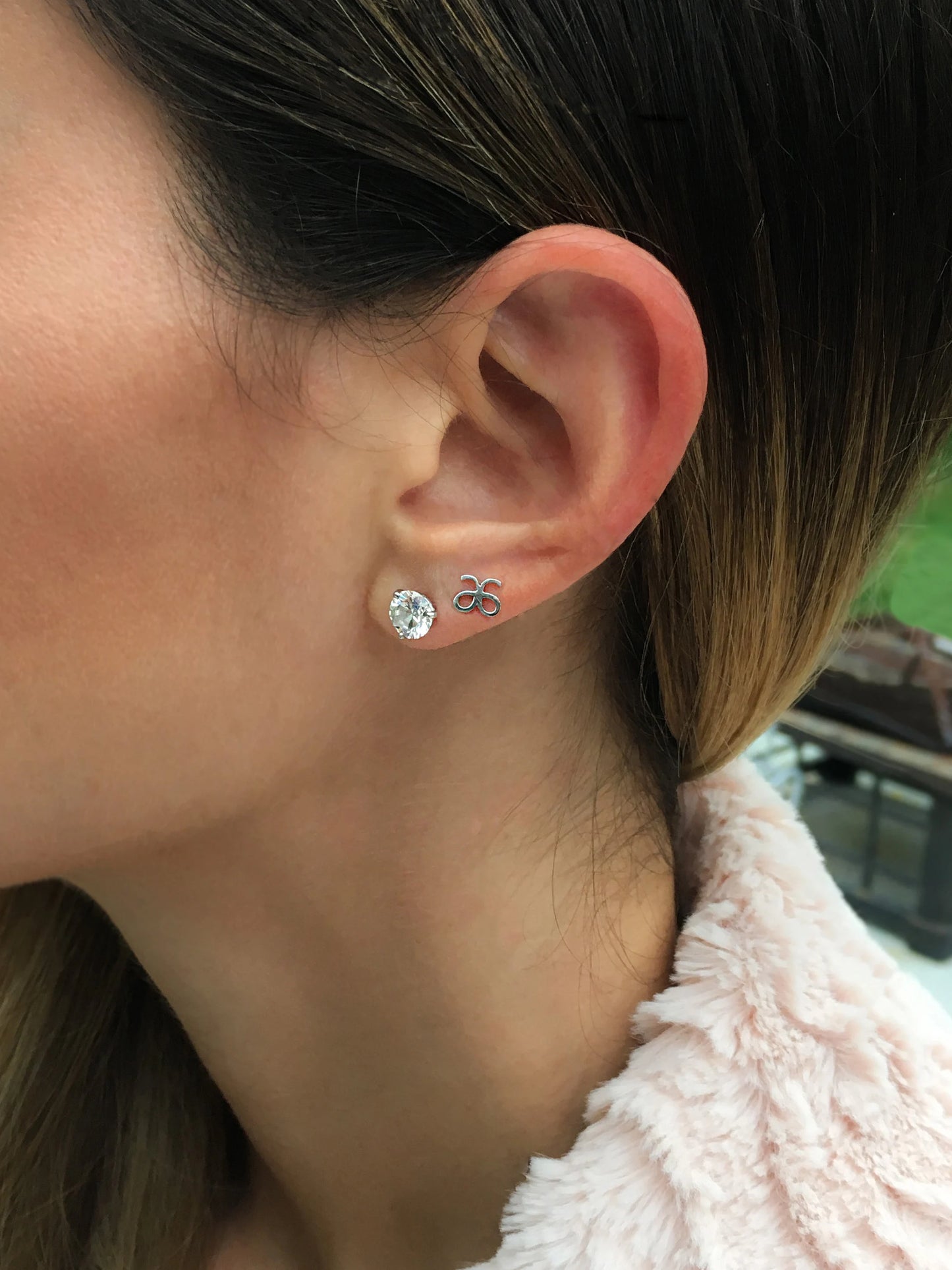 10k White Gold BonBabe Arbonne Stud Earrings