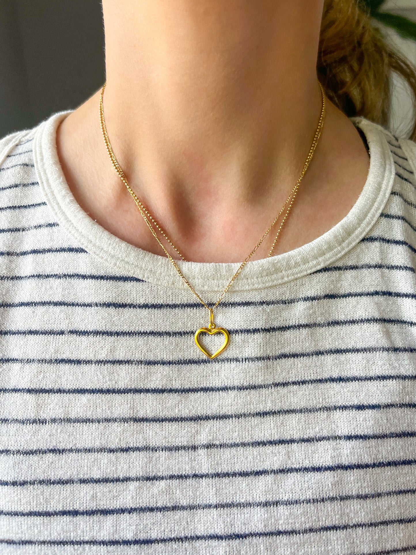 Vintage Open Heart 18k Yellow Gold Charm