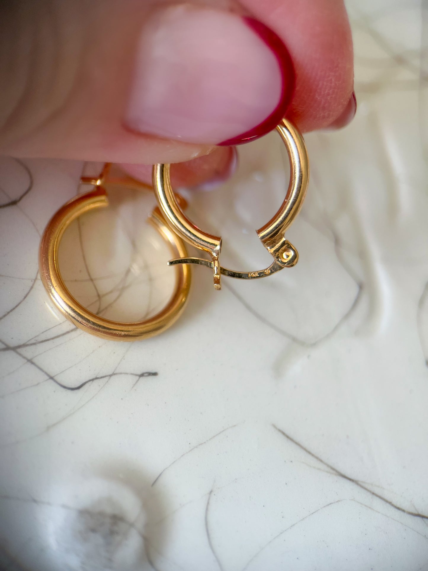 Vintage Small Tube 14k Yellow Gold Hoop Earrings