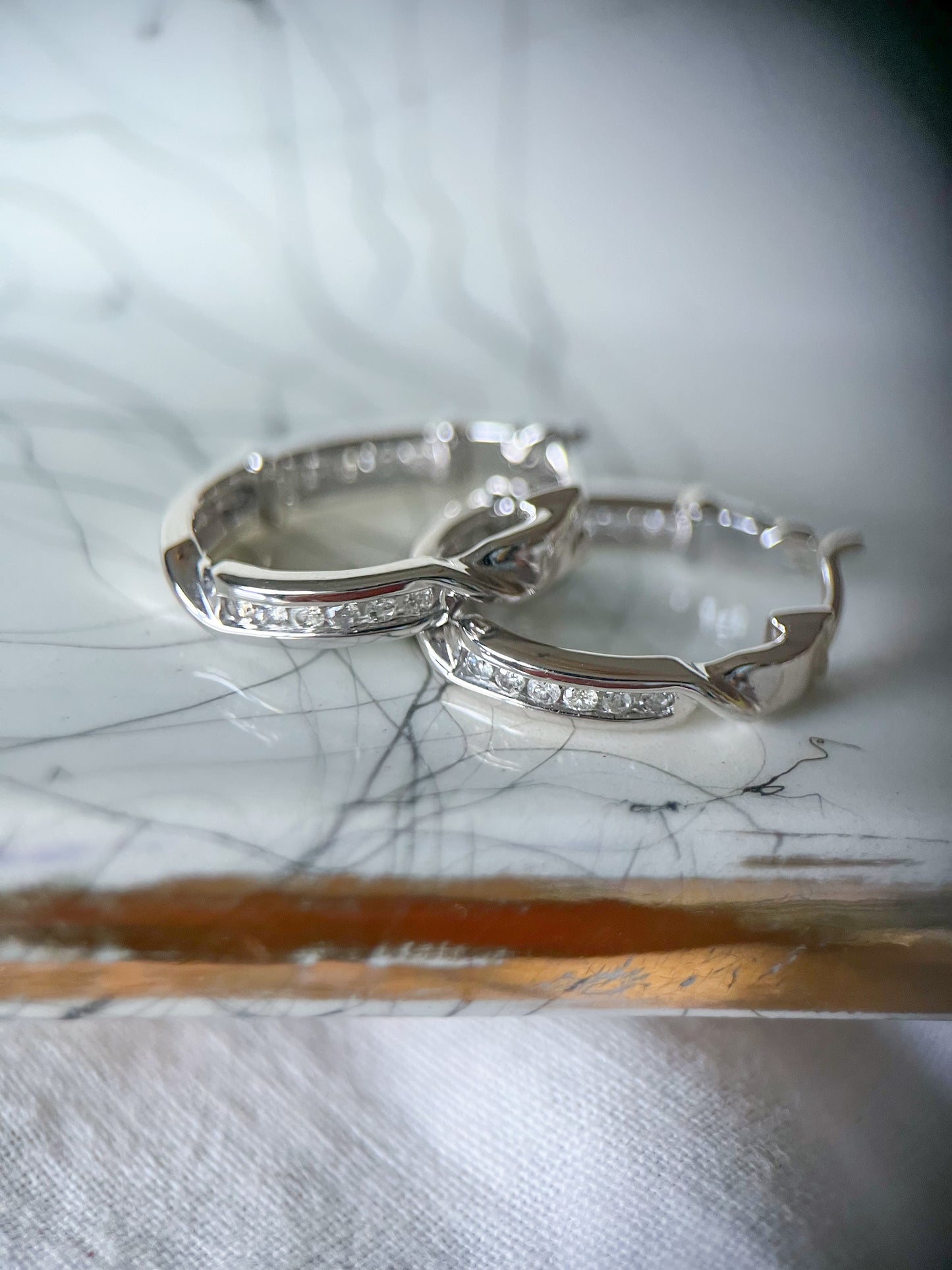 Natural Diamond 14k White Gold Twist Oval Hoop Earrings