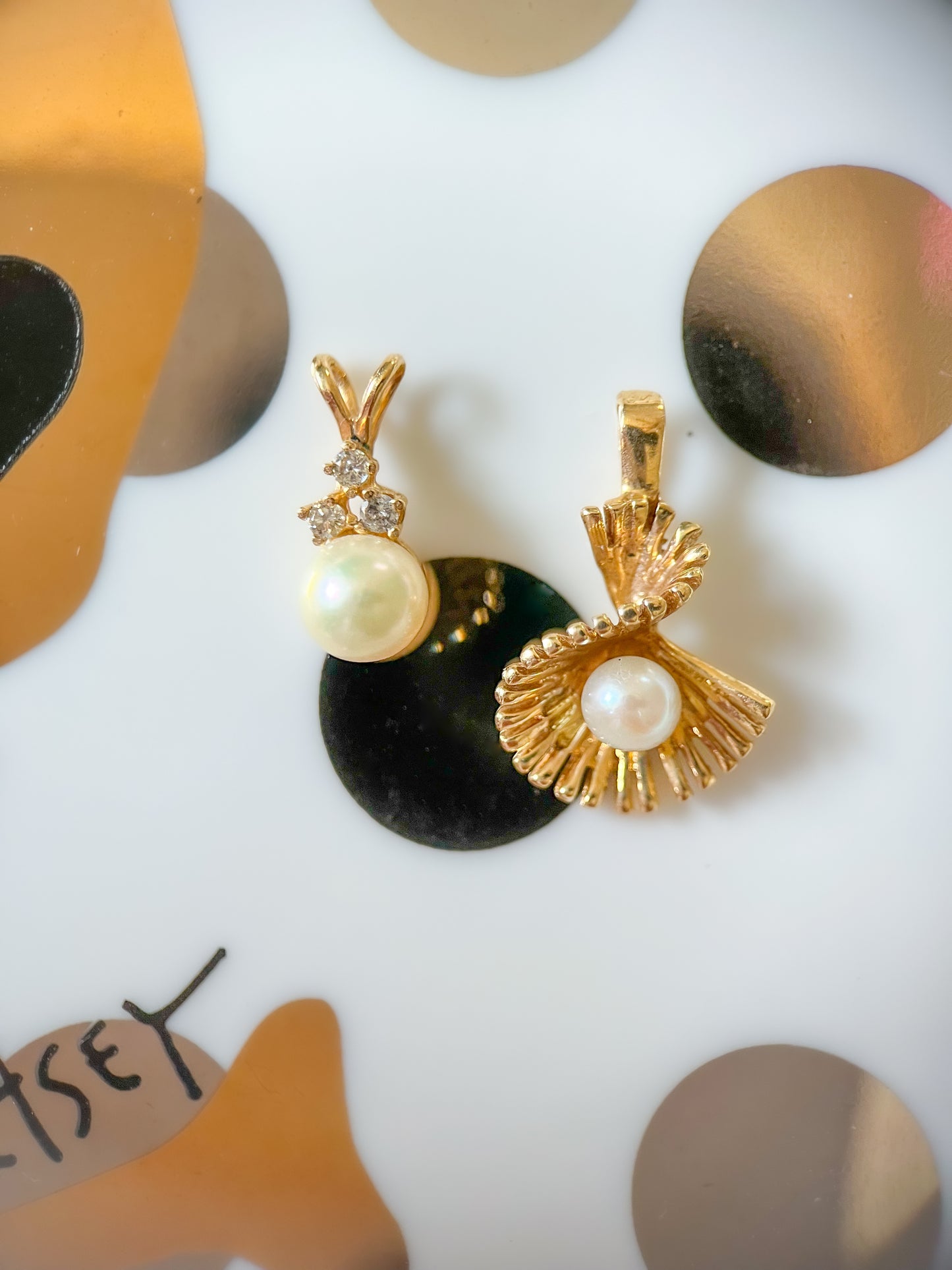 Vintage Pearl 14k Yellow Gold Charm