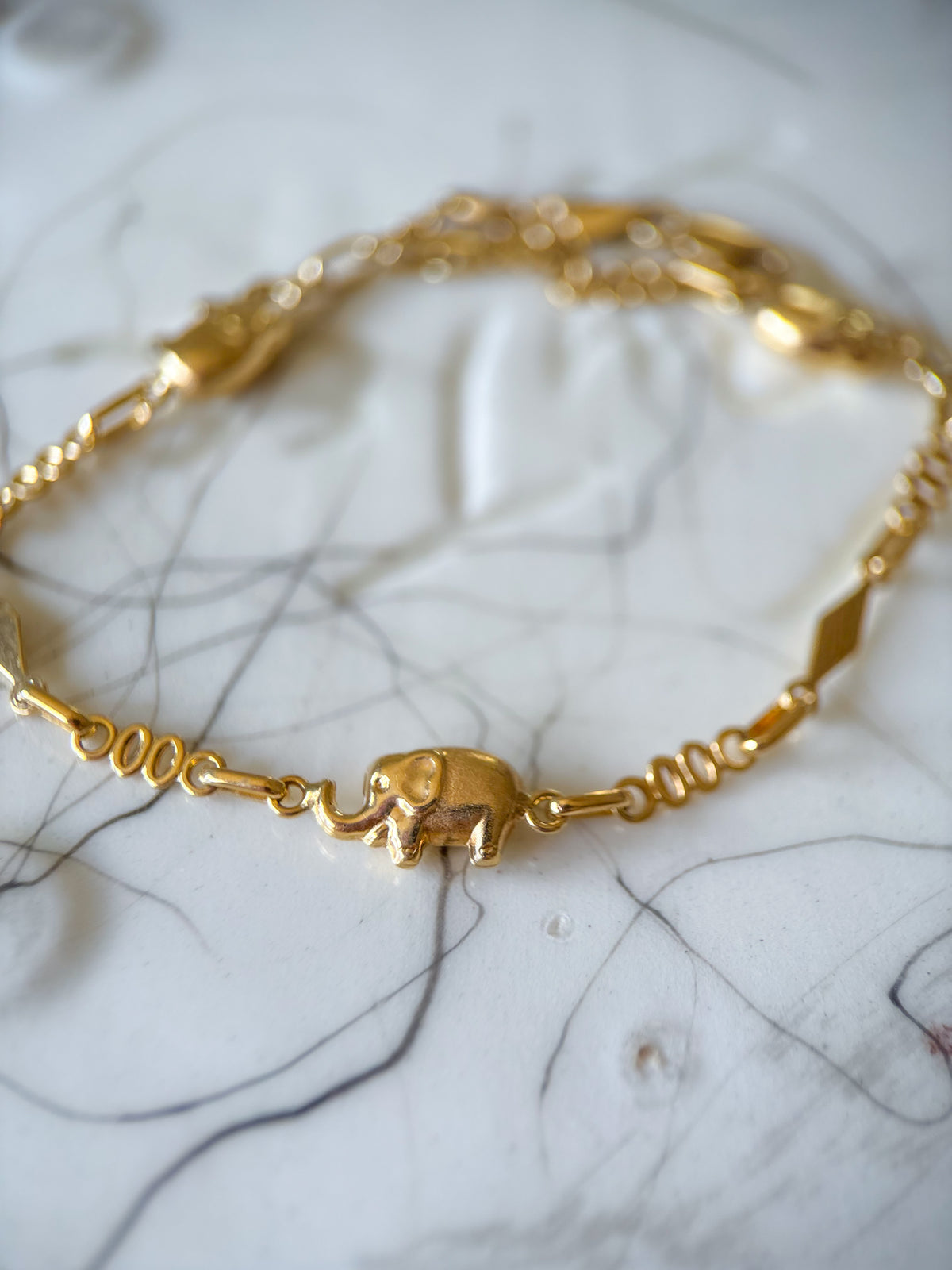 Vintage Elephant 18k Yellow Gold 7.25 Inch Bracelet