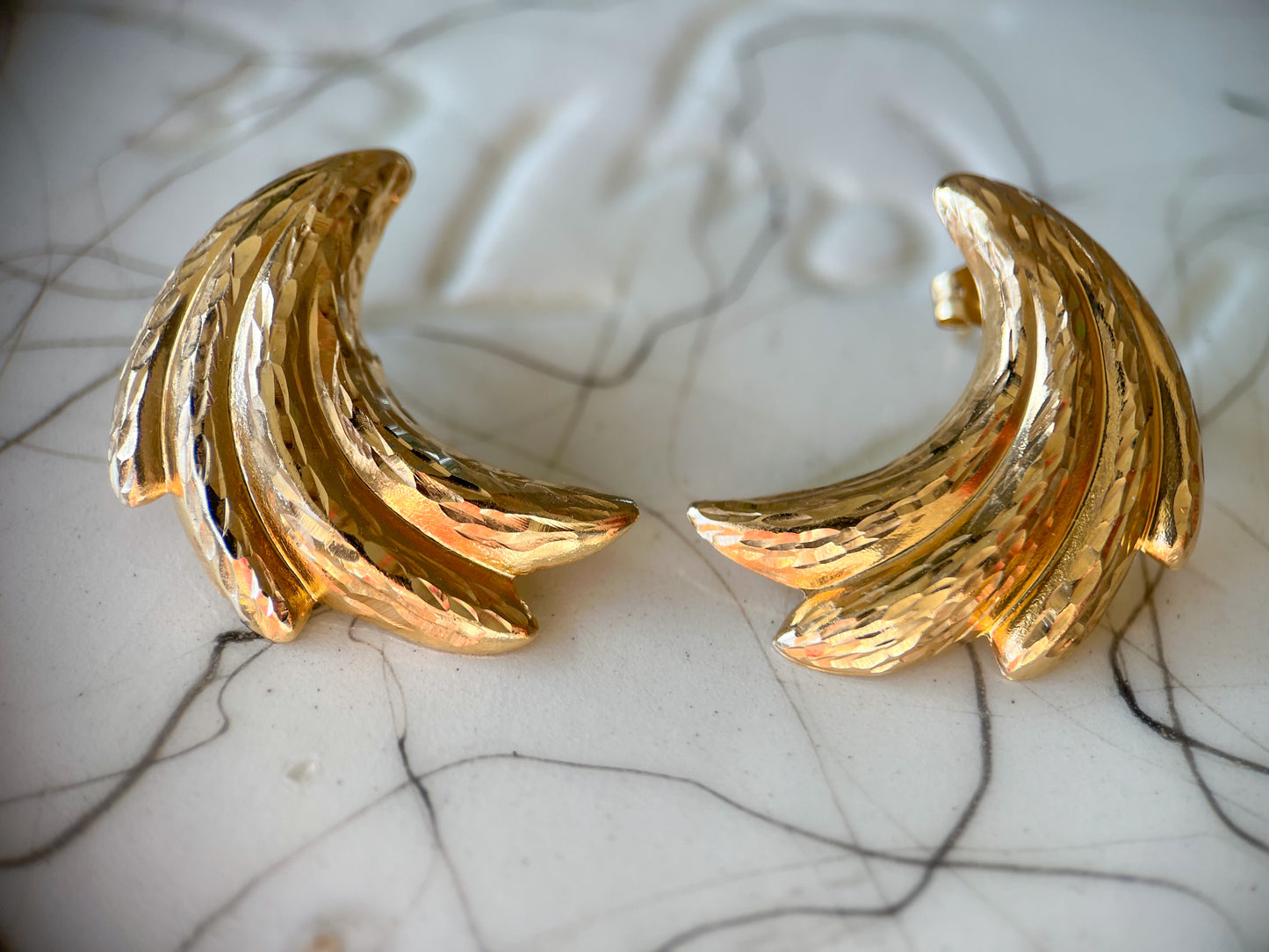 Vintage Thin Angel Wings 14k Yellow Gold Stud Earrings