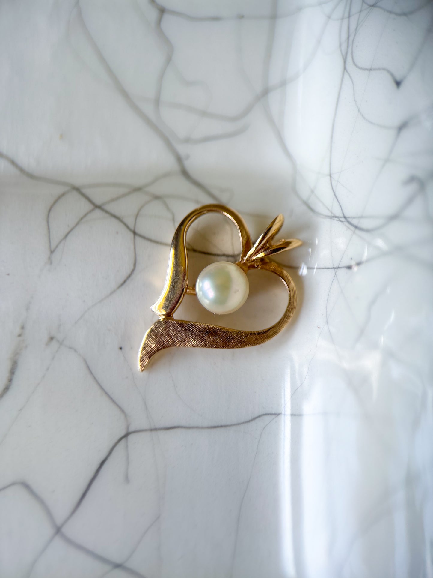 Vintage Pearl 14k Yellow Gold Heart Charm