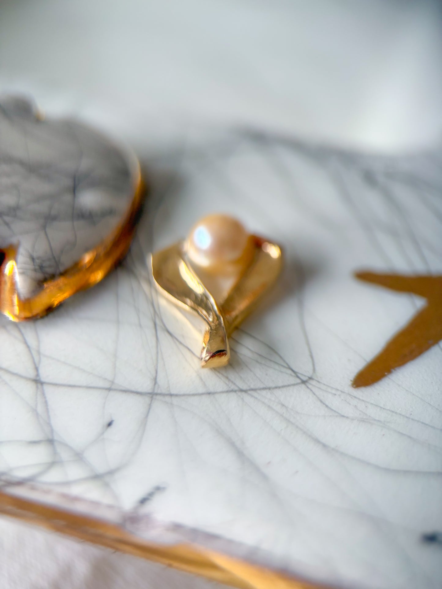 Vintage Florentine Pearl 14k Yellow Gold Charm