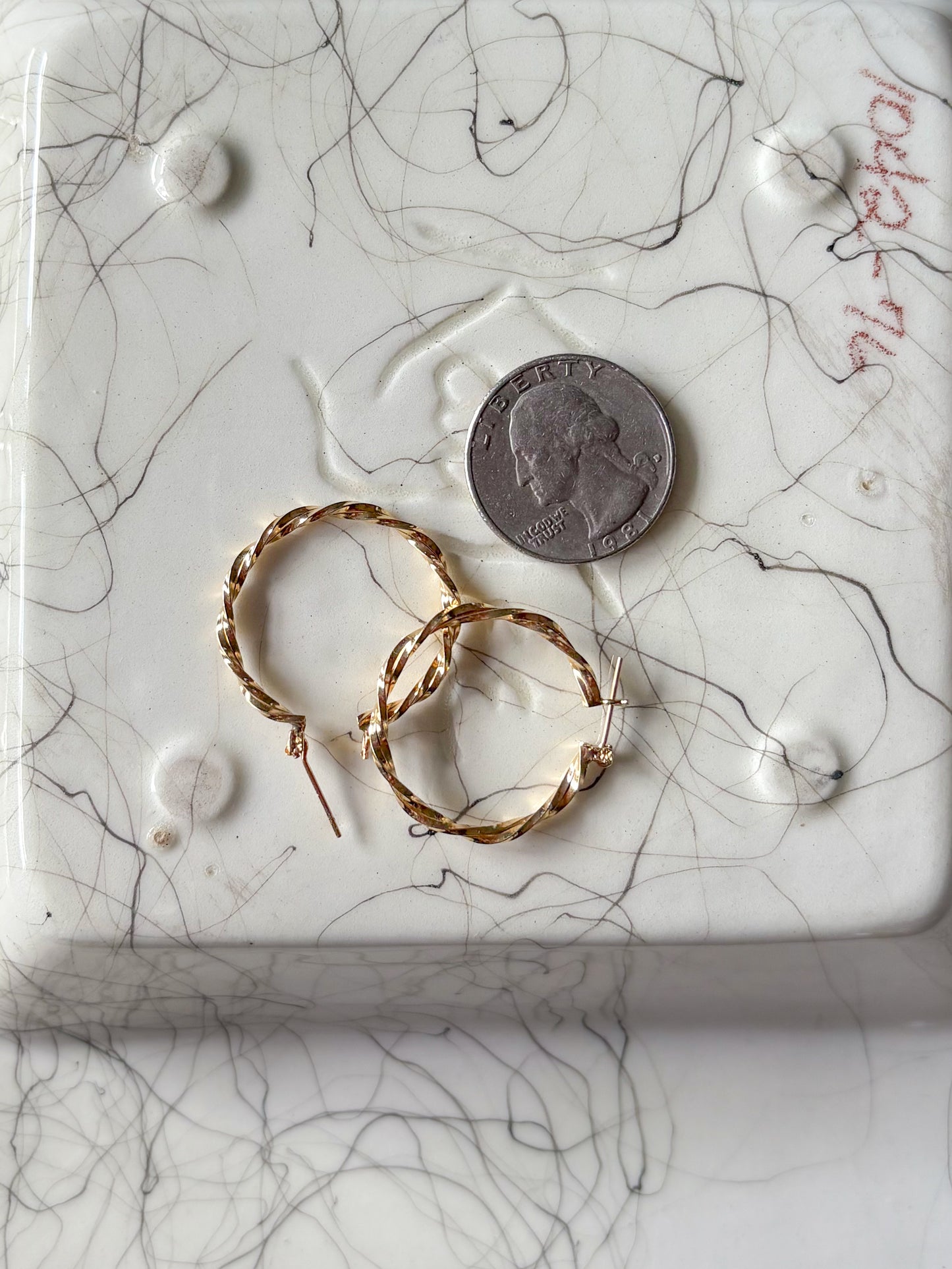 Vintage Thin Twist 14k Yellow Gold Hoop Earrings