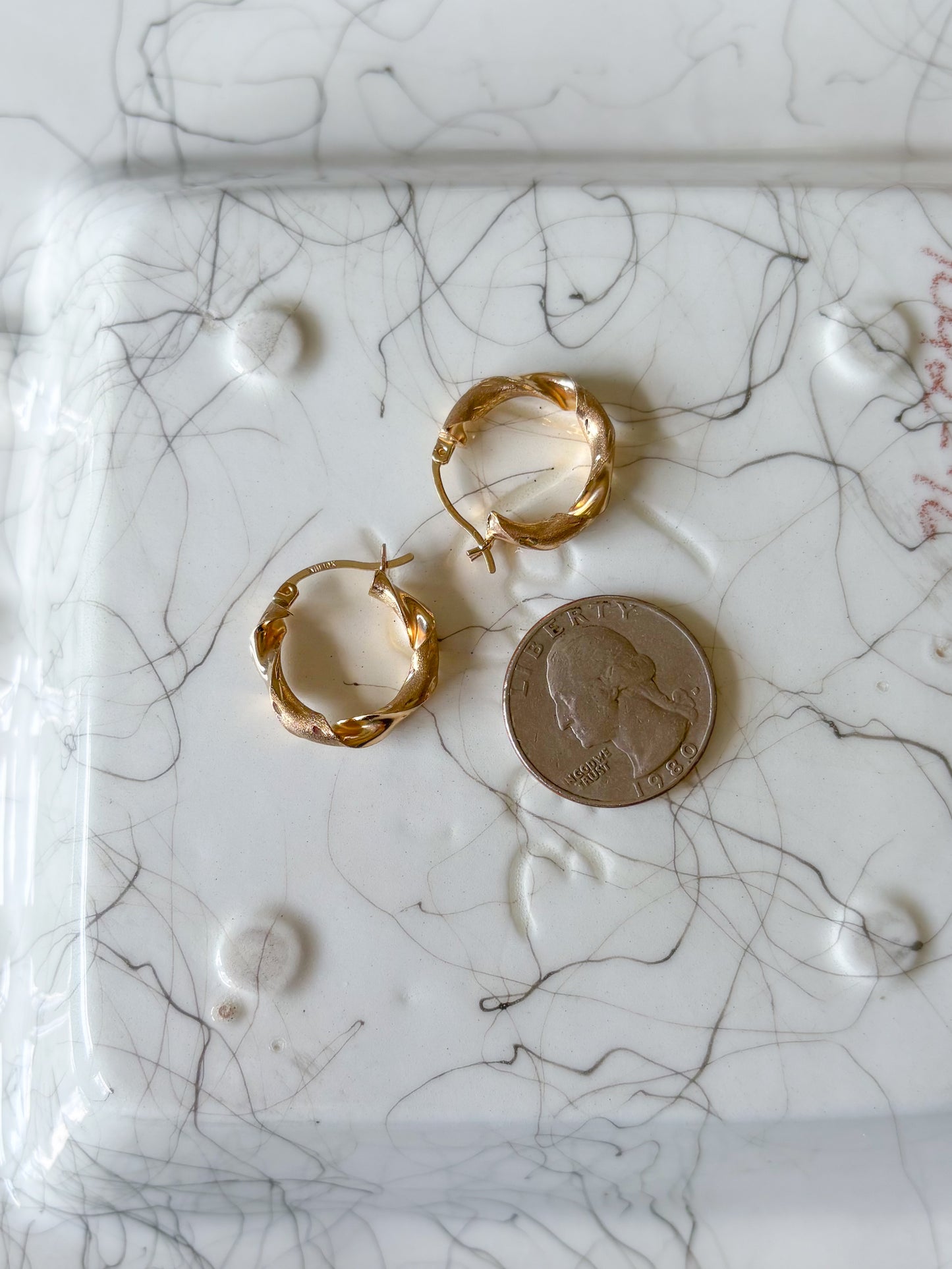 Vintage Twist 10k Yellow Gold Hoop Earrings