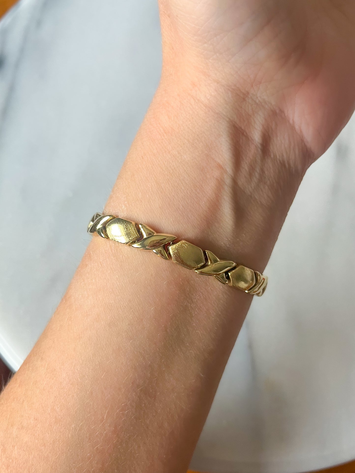 Vintage XOXO 14k Yellow Gold Flat Link 6.5 Inch Bracelet (has matching necklace!)