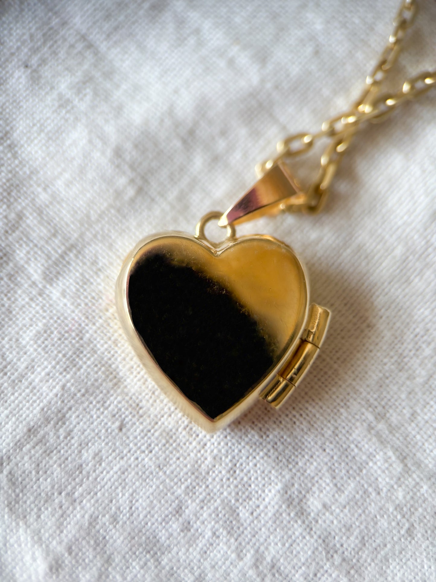 Vintage Heart Locket 10k Yellow Gold Charm