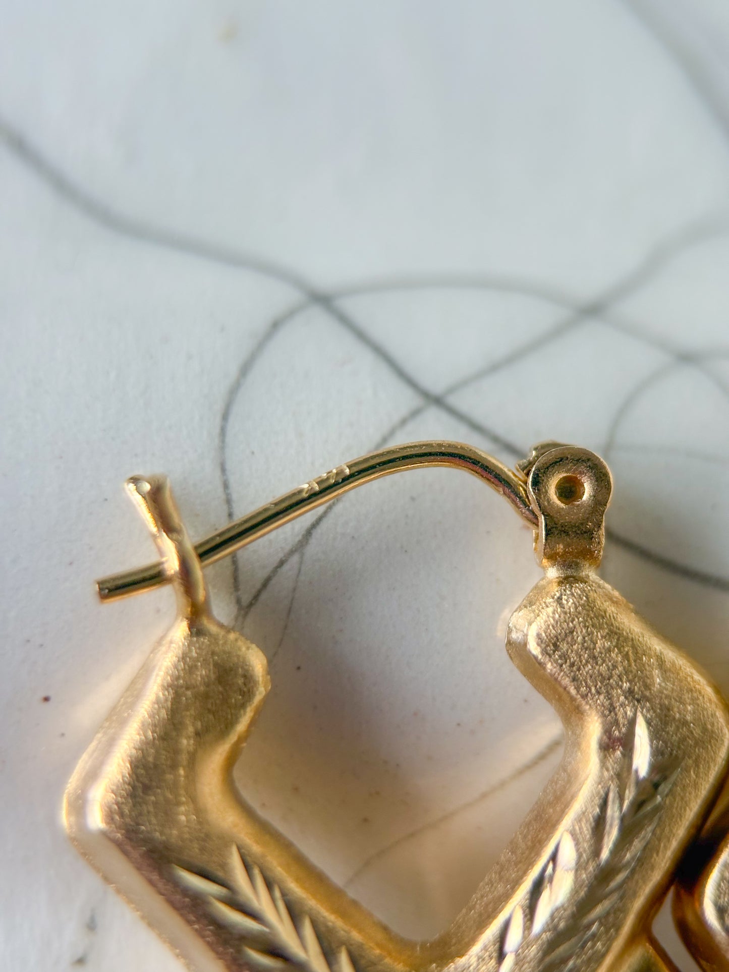 Vintage Tapered 14k Yellow Gold Hoop Earrings