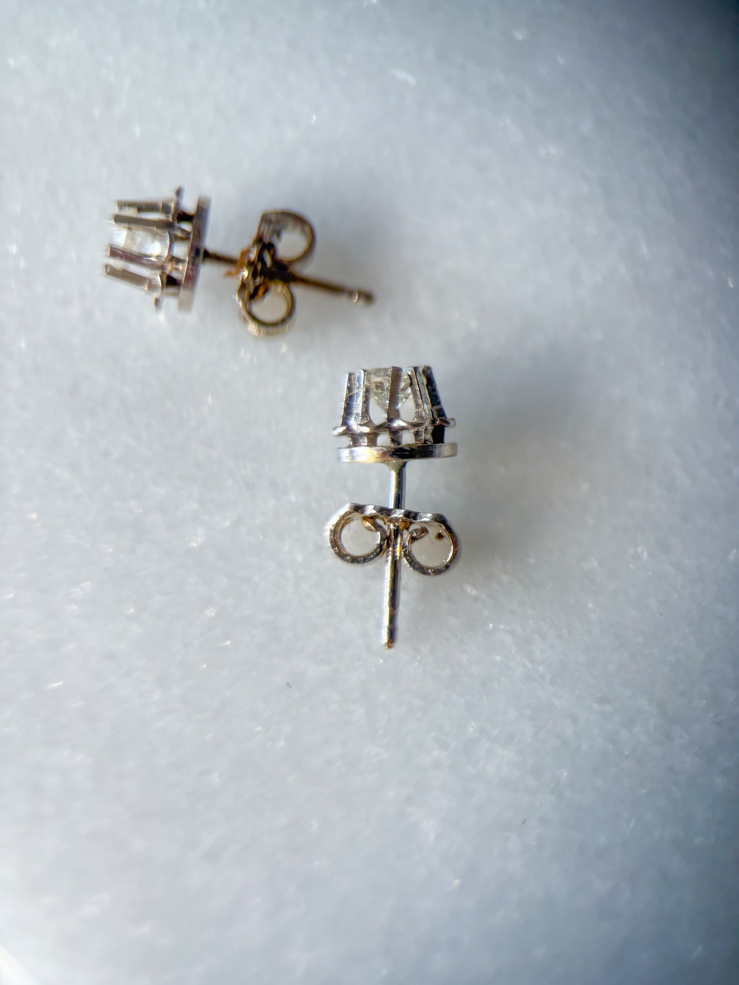 Vintage Natural Diamond Flower 14k White Gold Stud Earrings