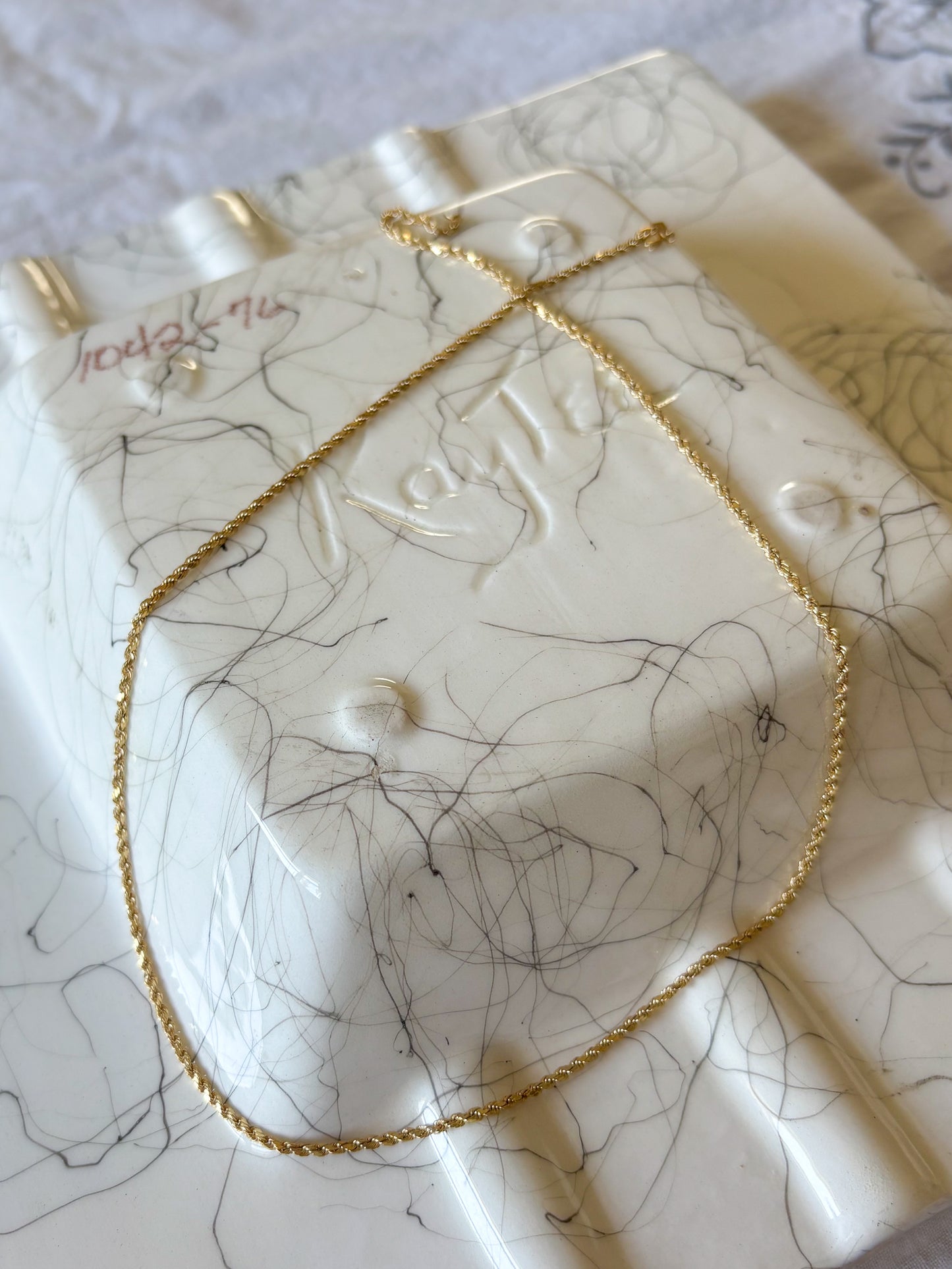 Vintage Thin 14k Yellow Gold 18 Inch Rope Chain