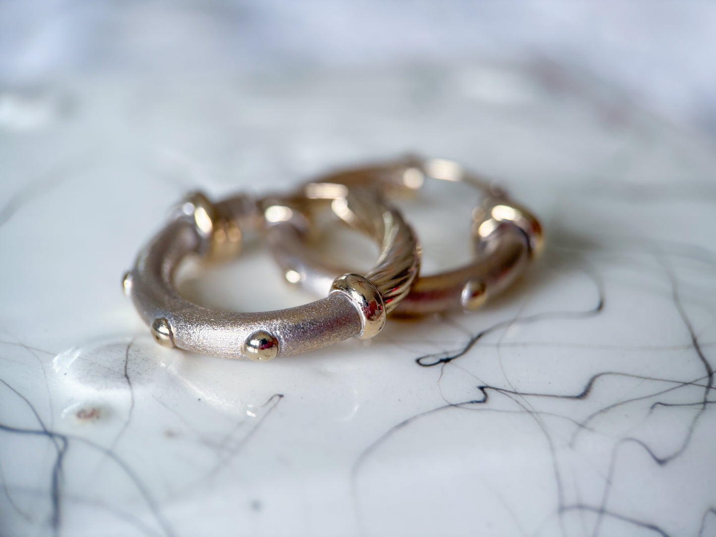 Vintage 18k White Gold Matte & Shiny Hoops