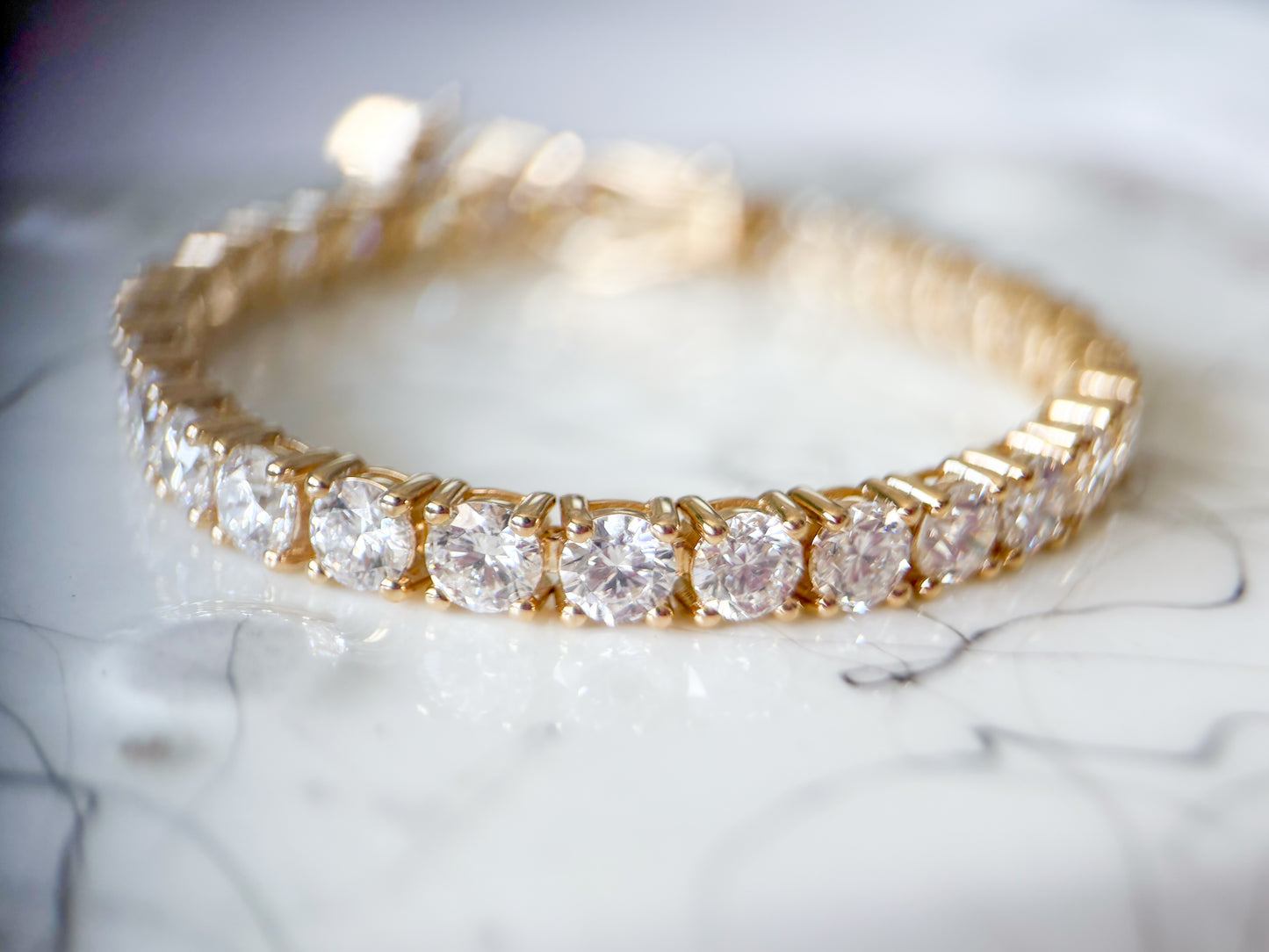 Lab Grown Round Diamond 14k Yellow Gold 17 Carat Tennis Bracelet