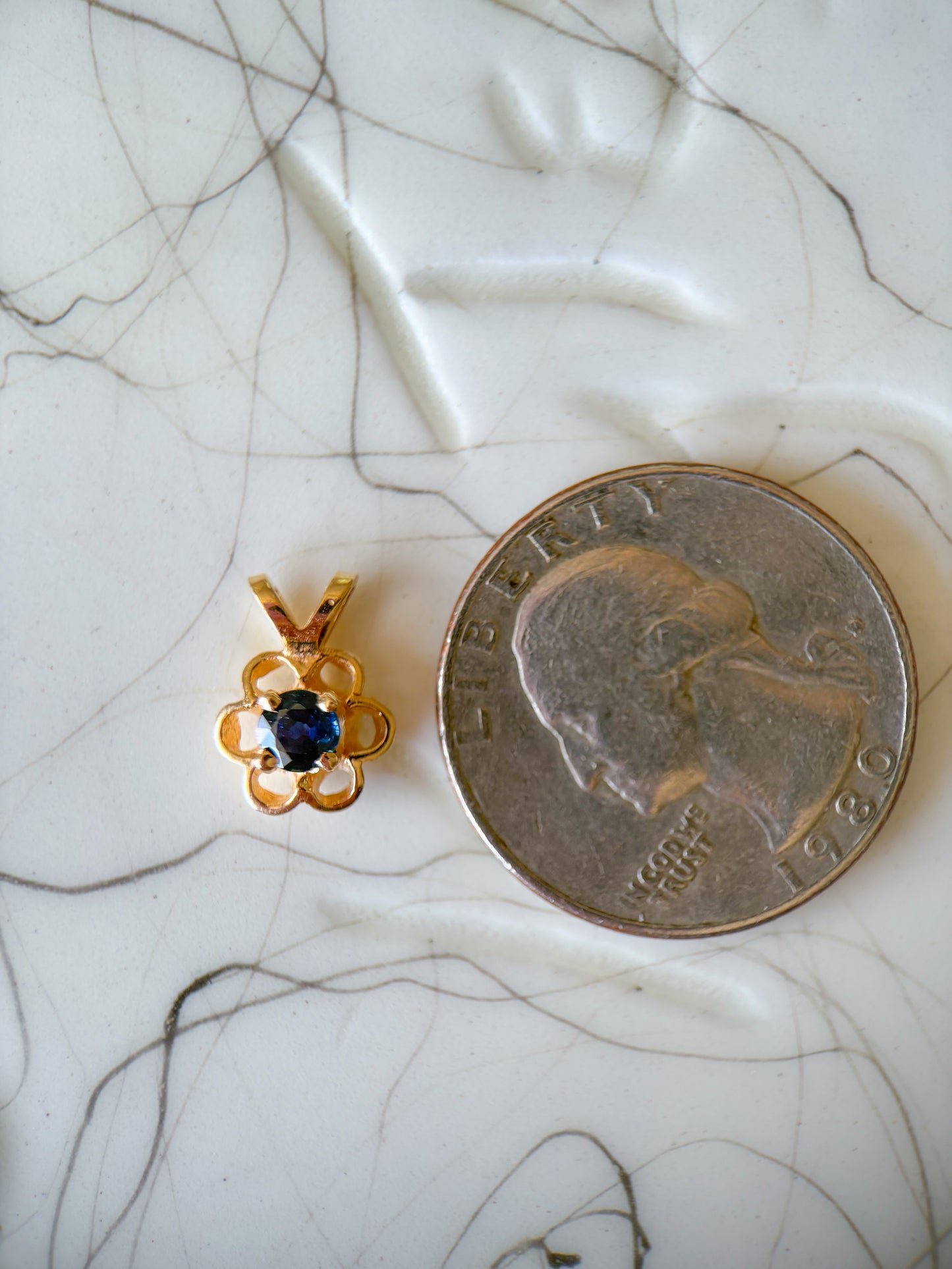 Vintage Natural Sapphire Flower 14k Yellow Gold Charm