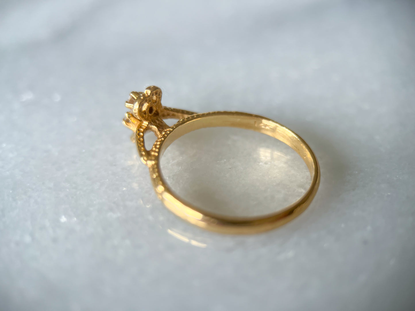 Vintage Natural Diamond 14k Yellow Gold Ring