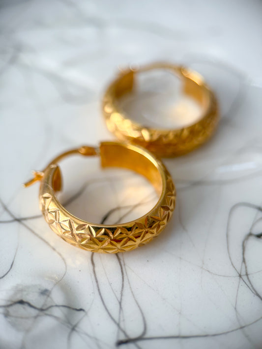 Vintage Puffy Quilted 14k Yellow Gold Hoop Earrings