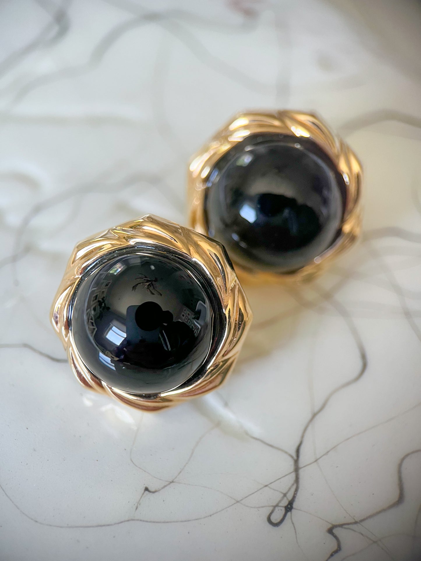 Vintage Round Onxy 14k Yellow Gold Stud Earrings