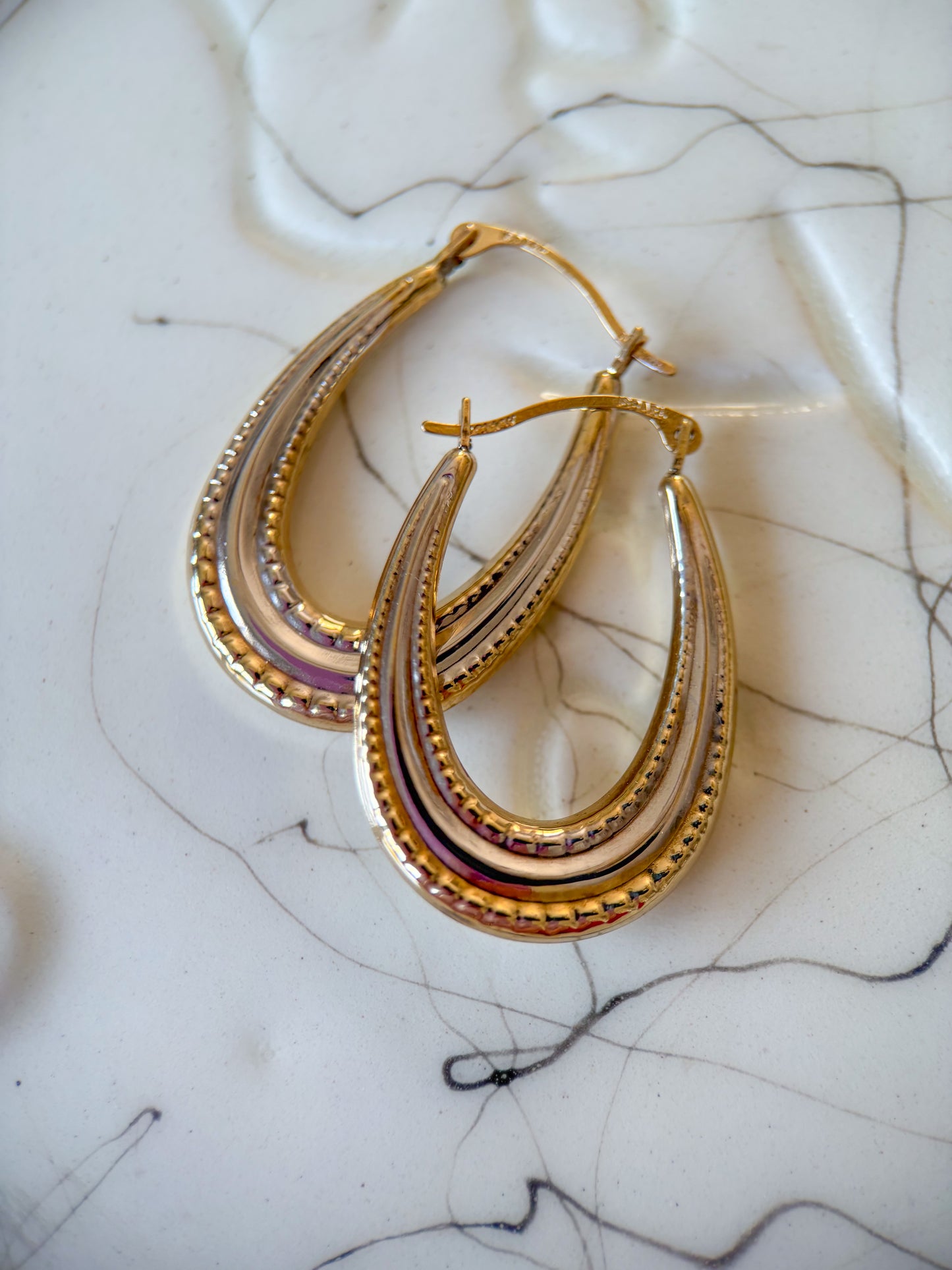 Vintage Oval 10k White and Yellow Gold Two Toned Hoop Earrings