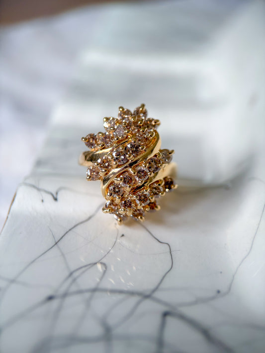 Vintage Natural Diamond 14k Yellow Gold Ring