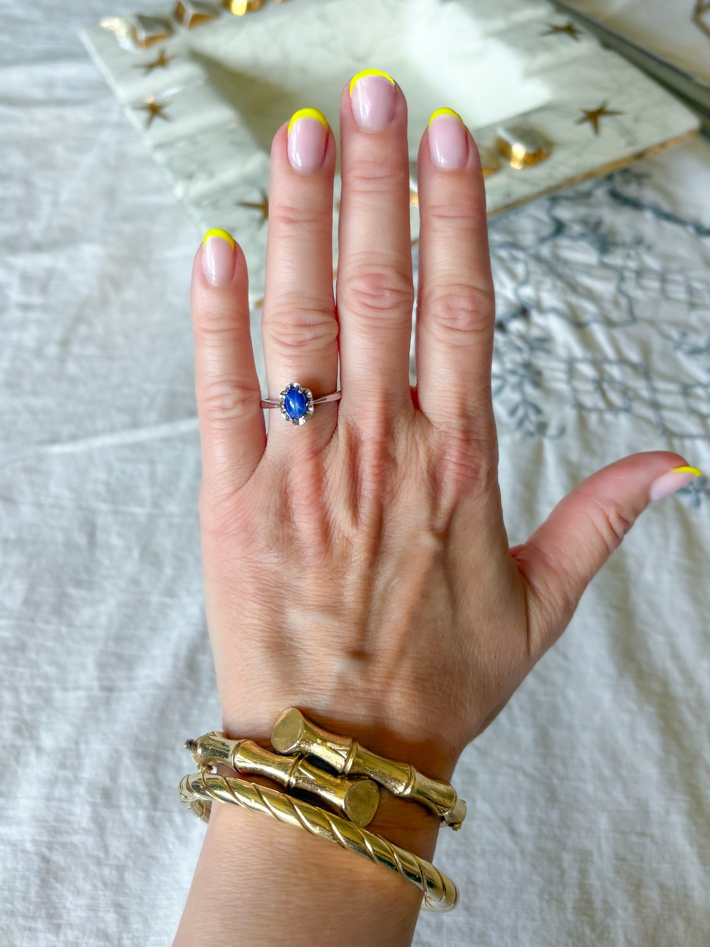 Vintage Synthetic Star Sapphire 10k White Gold Ring