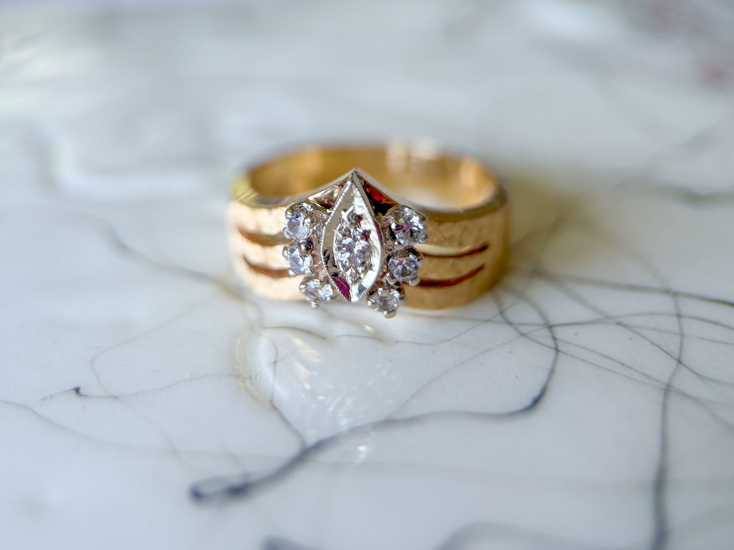 Vintage Natural Diamond 14k Yellow Gold Ring