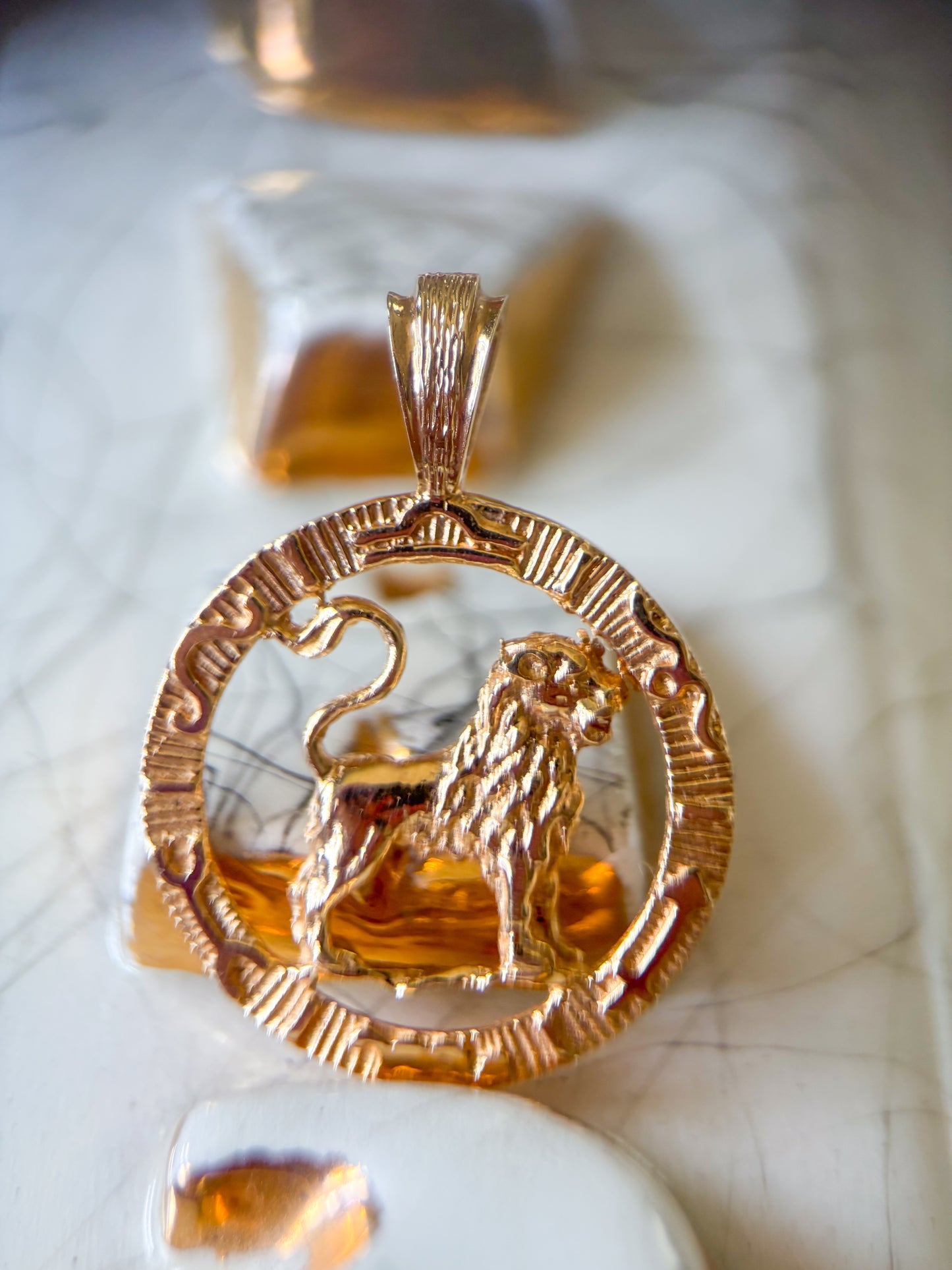 Vintage Leo Zodiac Sign 14k Yellow Gold Charm