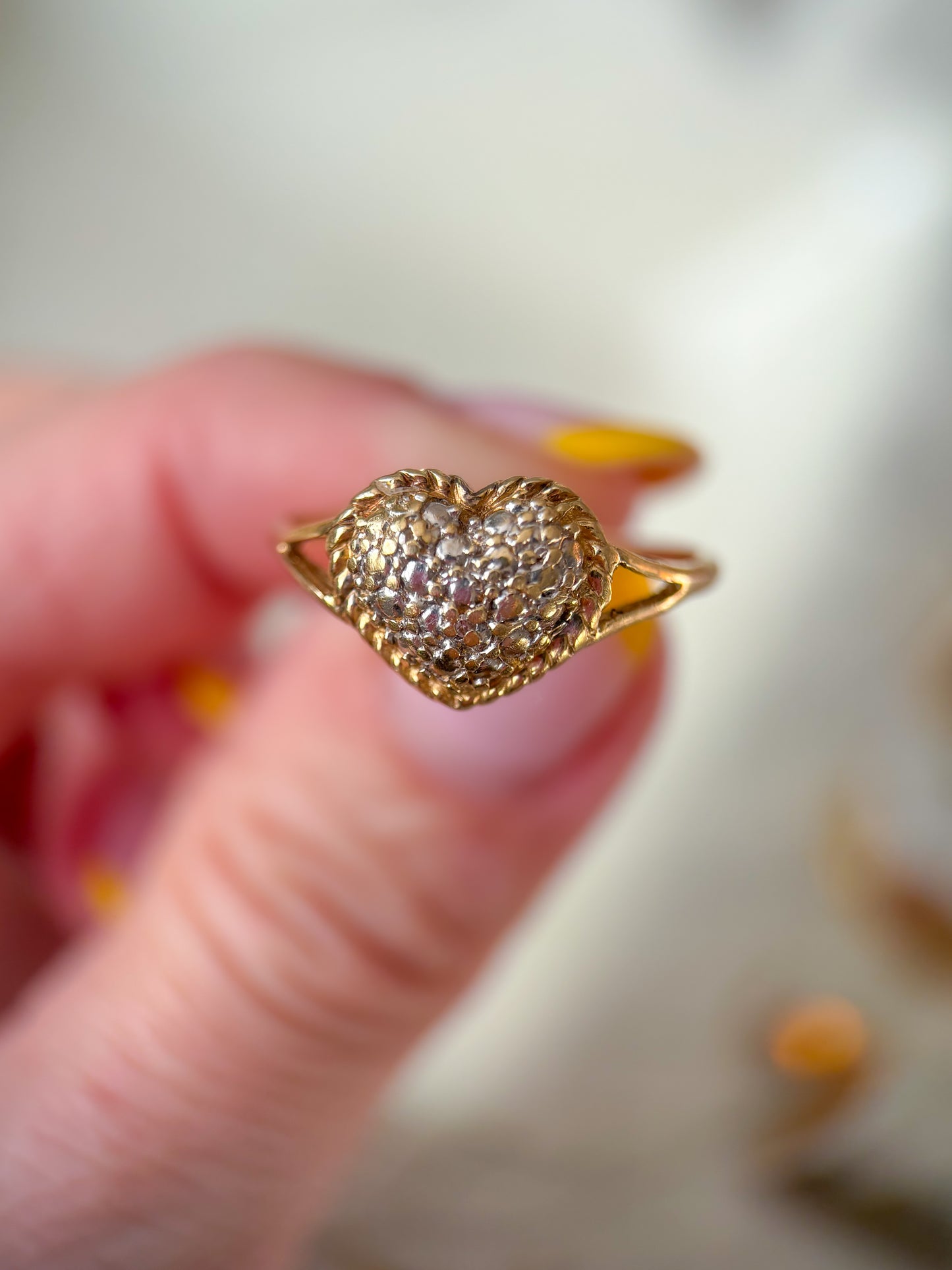 Vintage Pebbled Heart Two Toned 10k White and Yellow Gold Ring