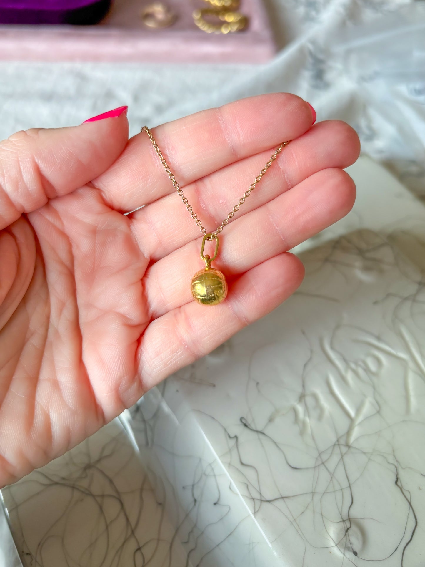 Vintage Volley Ball 18k Yellow Gold Charm