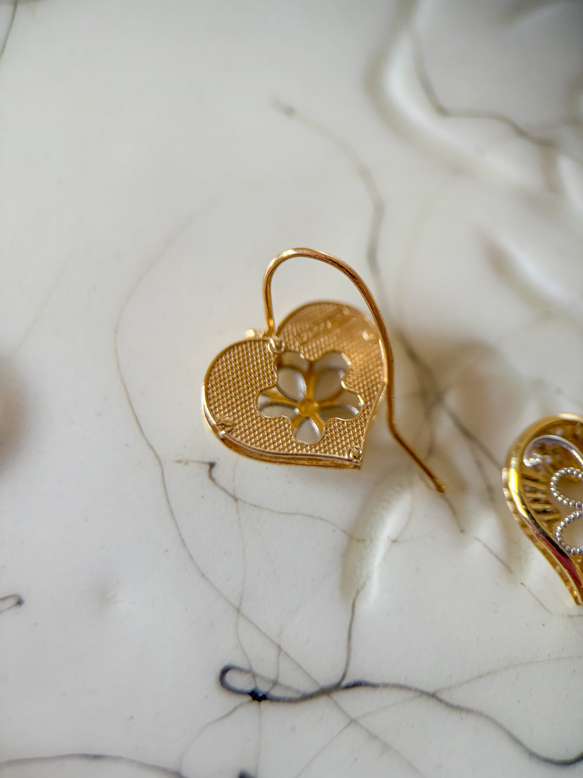 Vintage Dangle Heart 14k Yellow and White Gold Two Toned Earrings