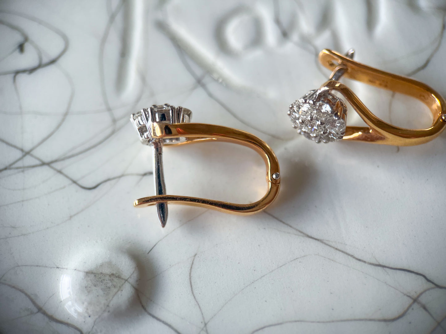Natural Diamond Flower 18k Yellow Gold Drop Earrings
