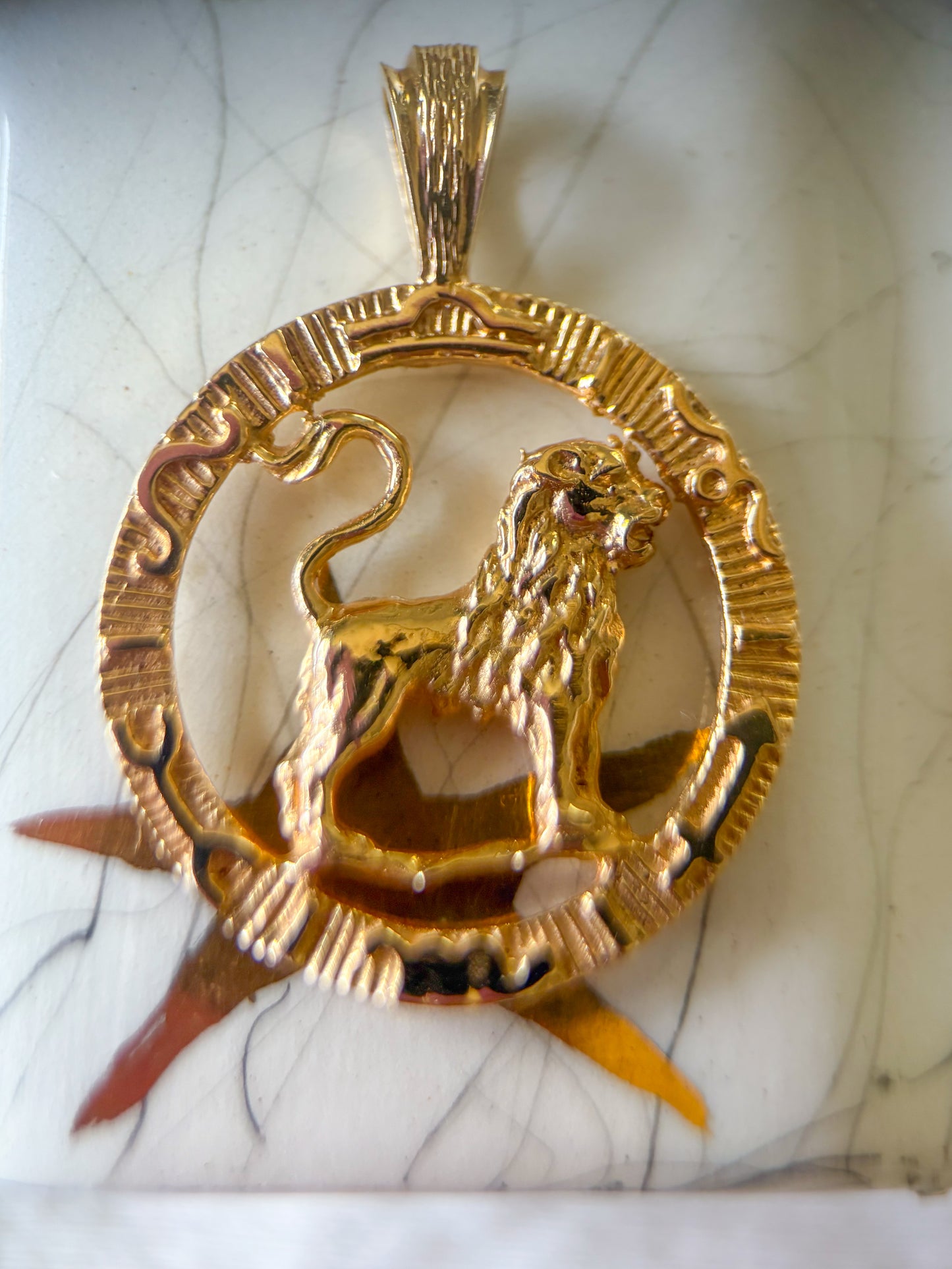 Vintage Leo Zodiac Sign 14k Yellow Gold Charm